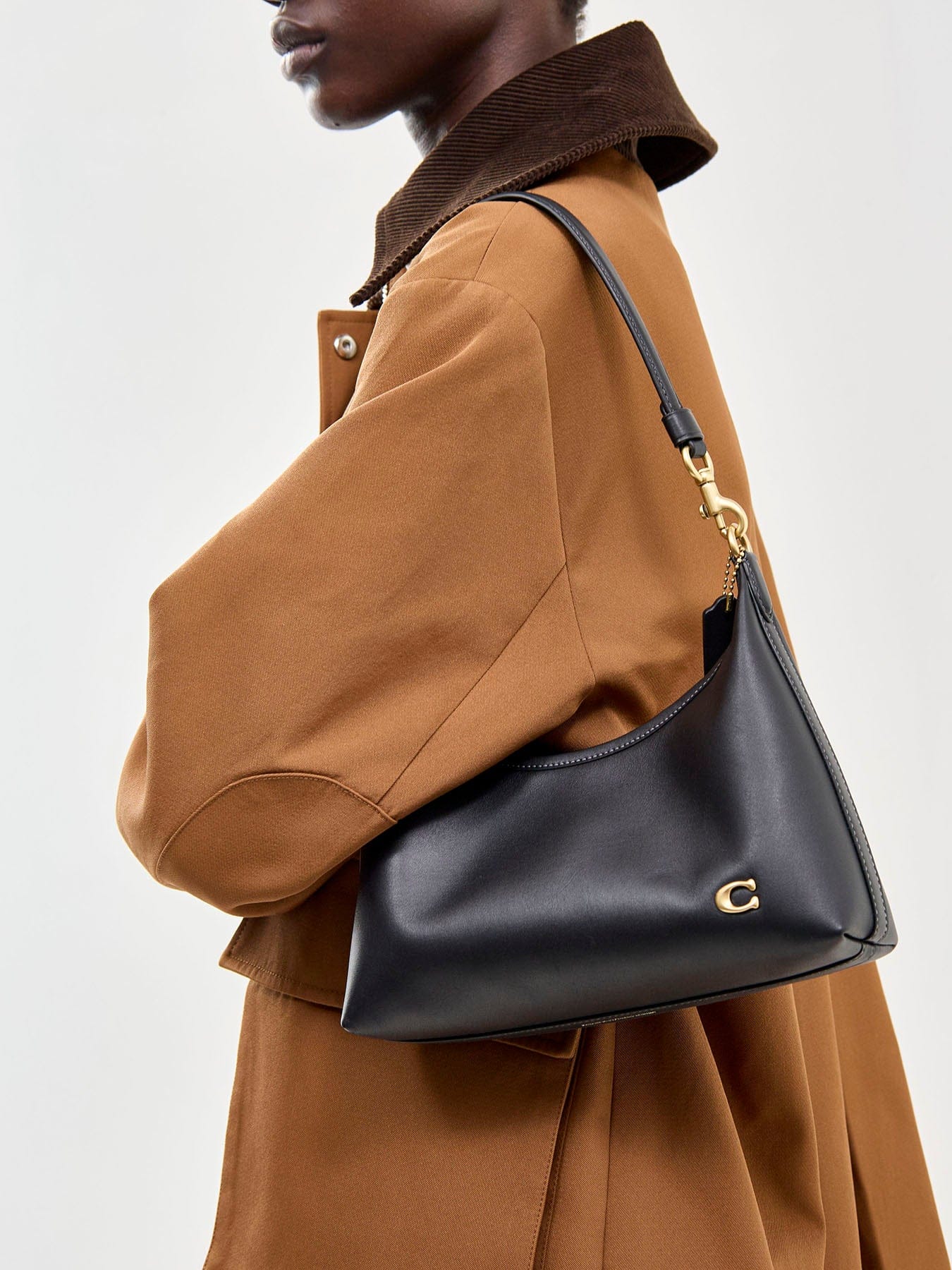 Coach Juliet 25 Glovetanned Leather Shoulder Bag Black
