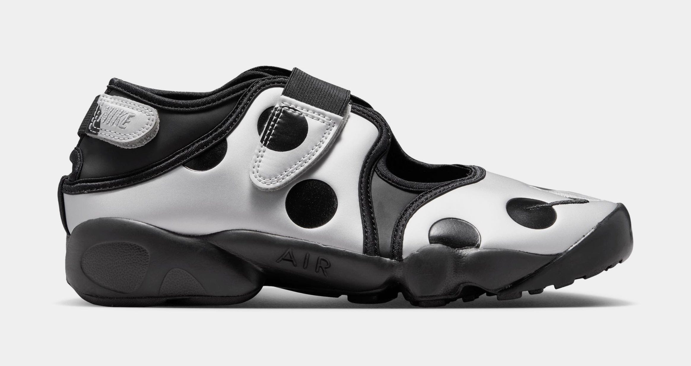 Nike Air Rift Breathe Polka Dot Womens Lifestyle Shoes (Black/Black/Metallic Silver)