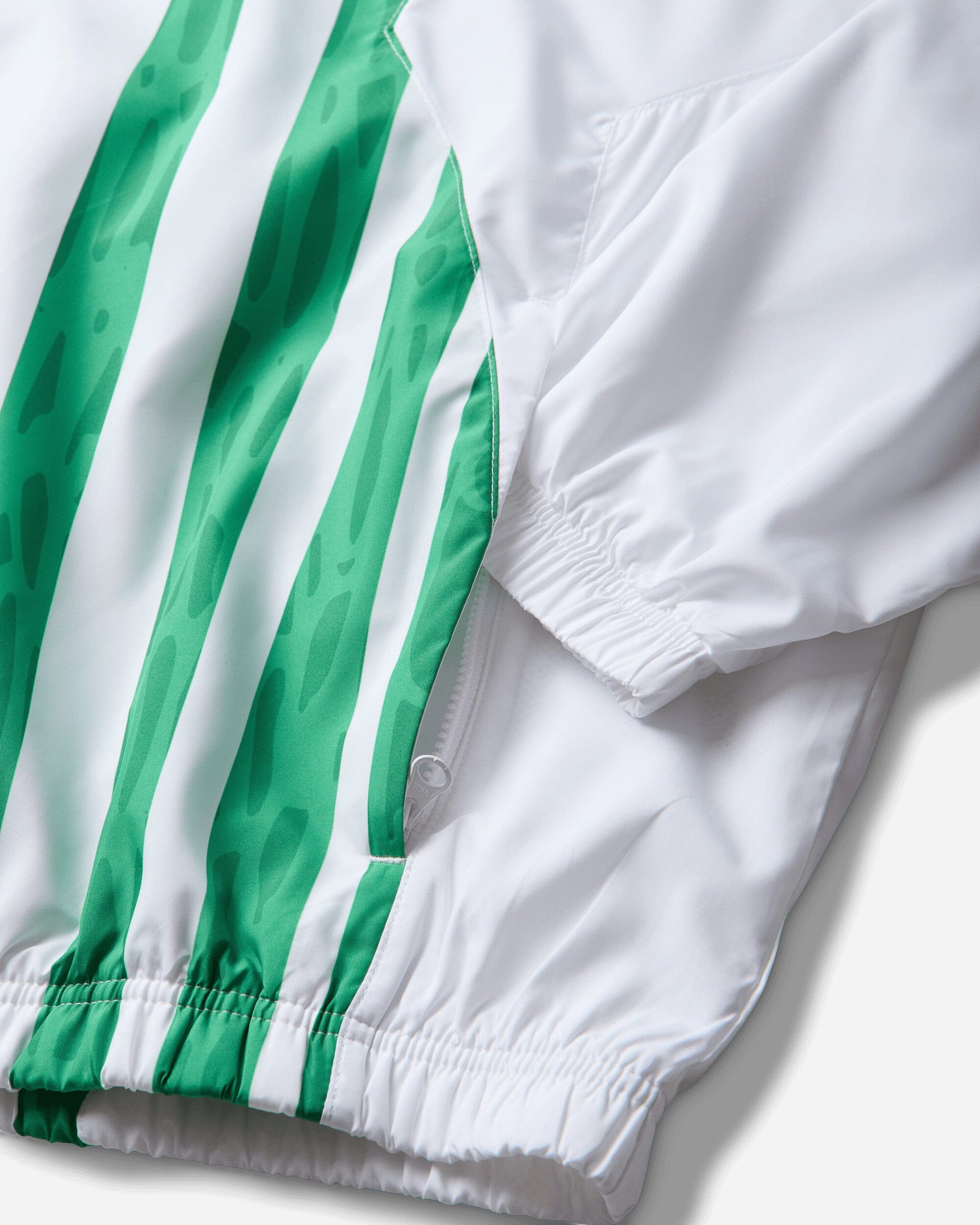 Nike Nigeria x Slawn Lightweight Jacket White / Black