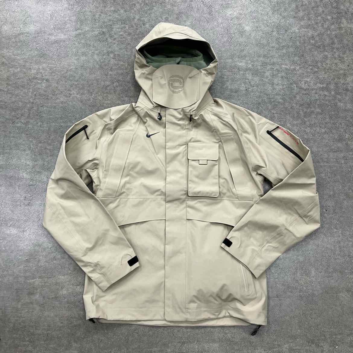 Nike Jacket TRAVIS SCOTT CACTUS JACK 2022 New Beige Size M