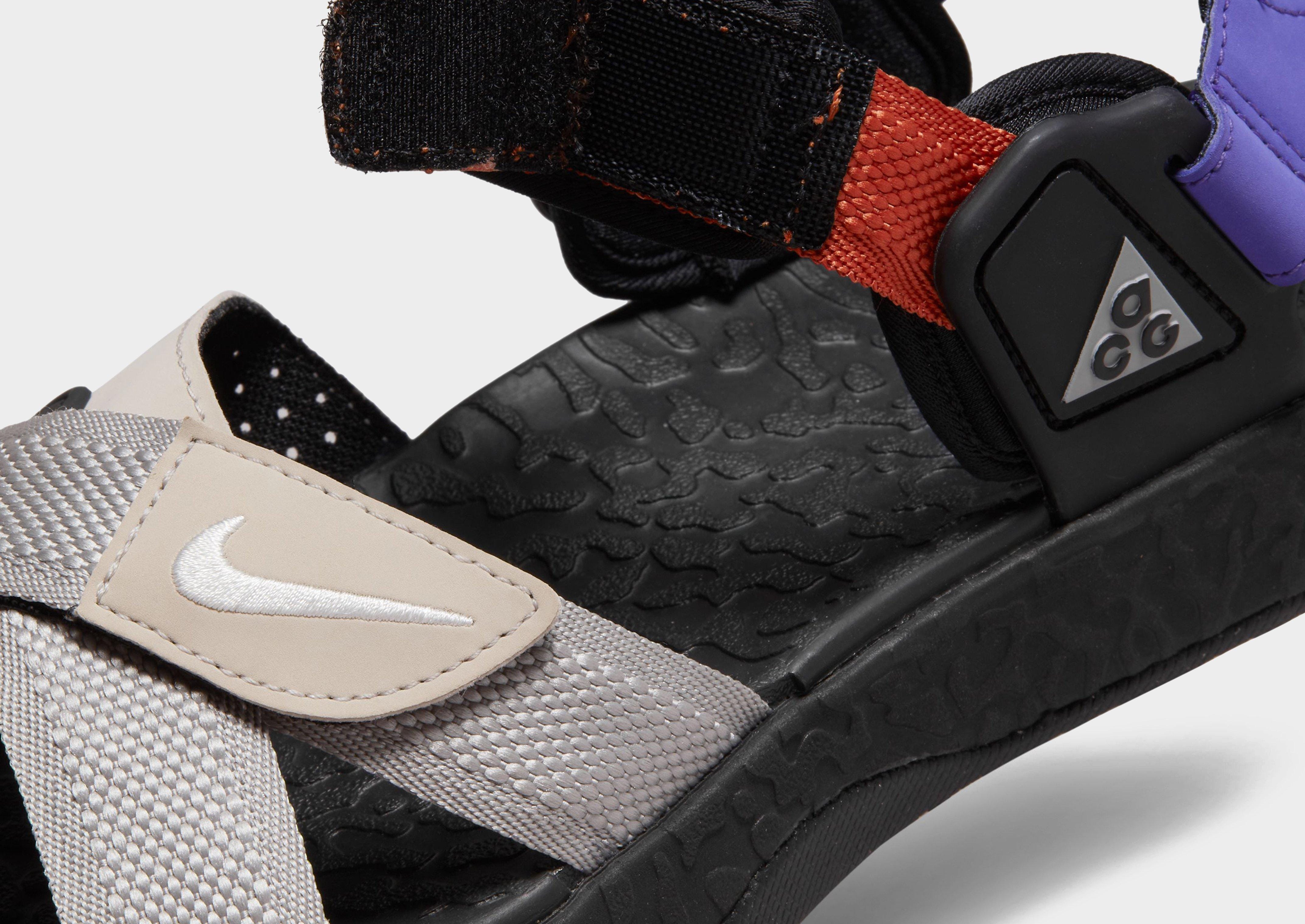 Nike ACG Air Deschutz+ Sandals