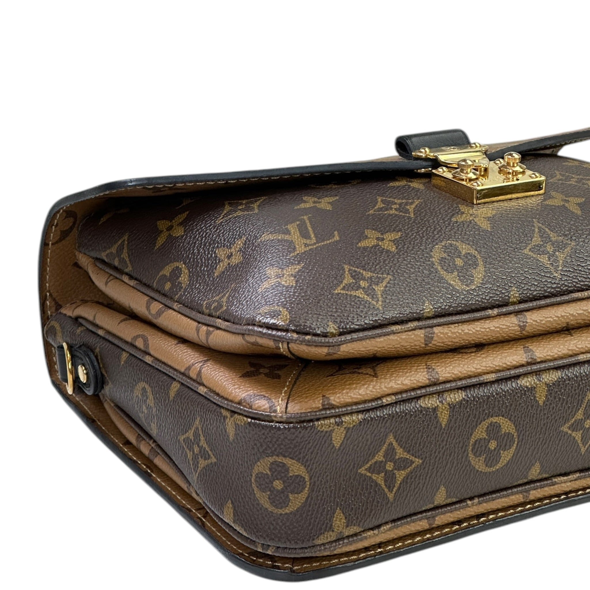 Louis Vuitton Pochette Métis Reverse Monogram canvas