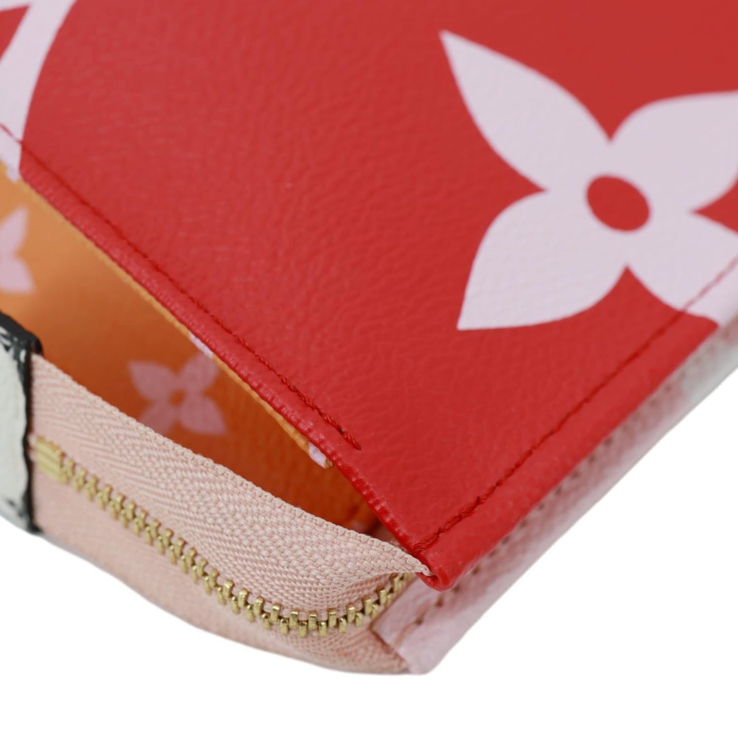 LOUIS VUITTON Toiletry Pouch 26 Monogram Giant Canvas Clutch Rogue