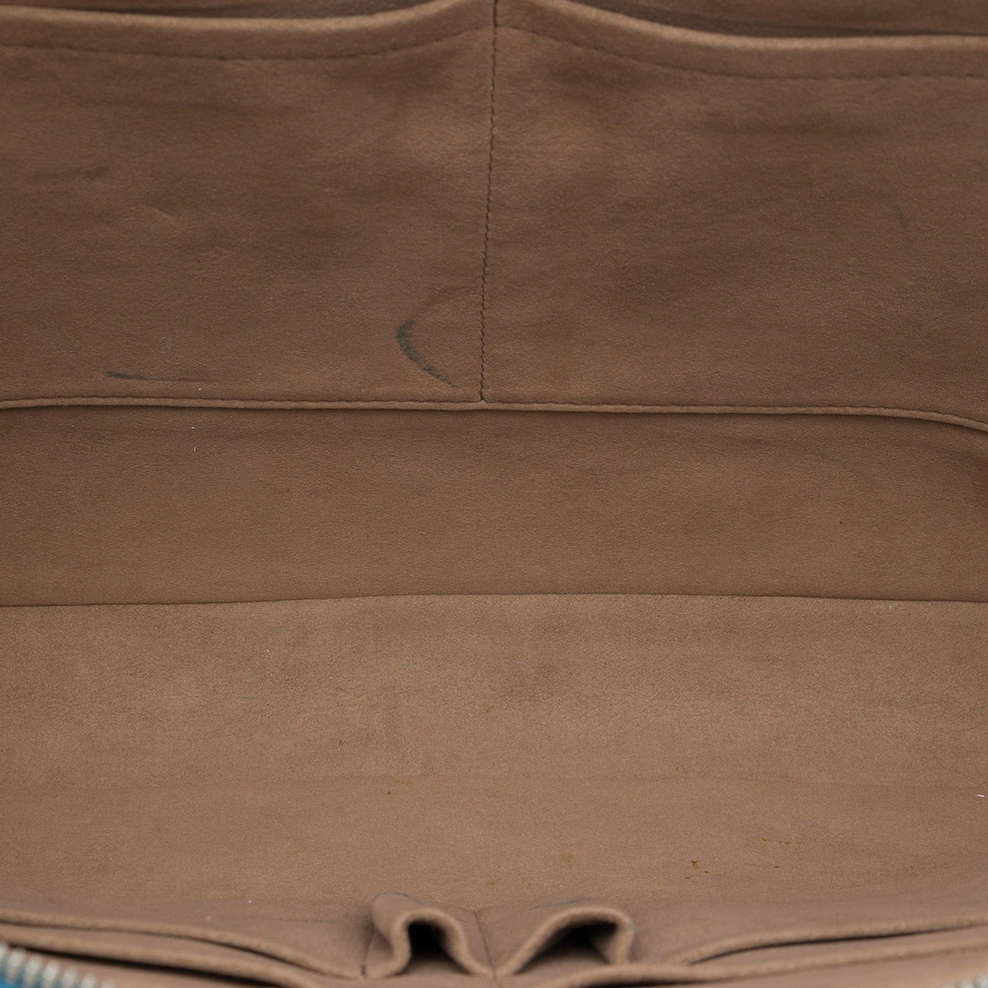 Louis Vuitton Grained Calfskin Porte Documents Voyage
