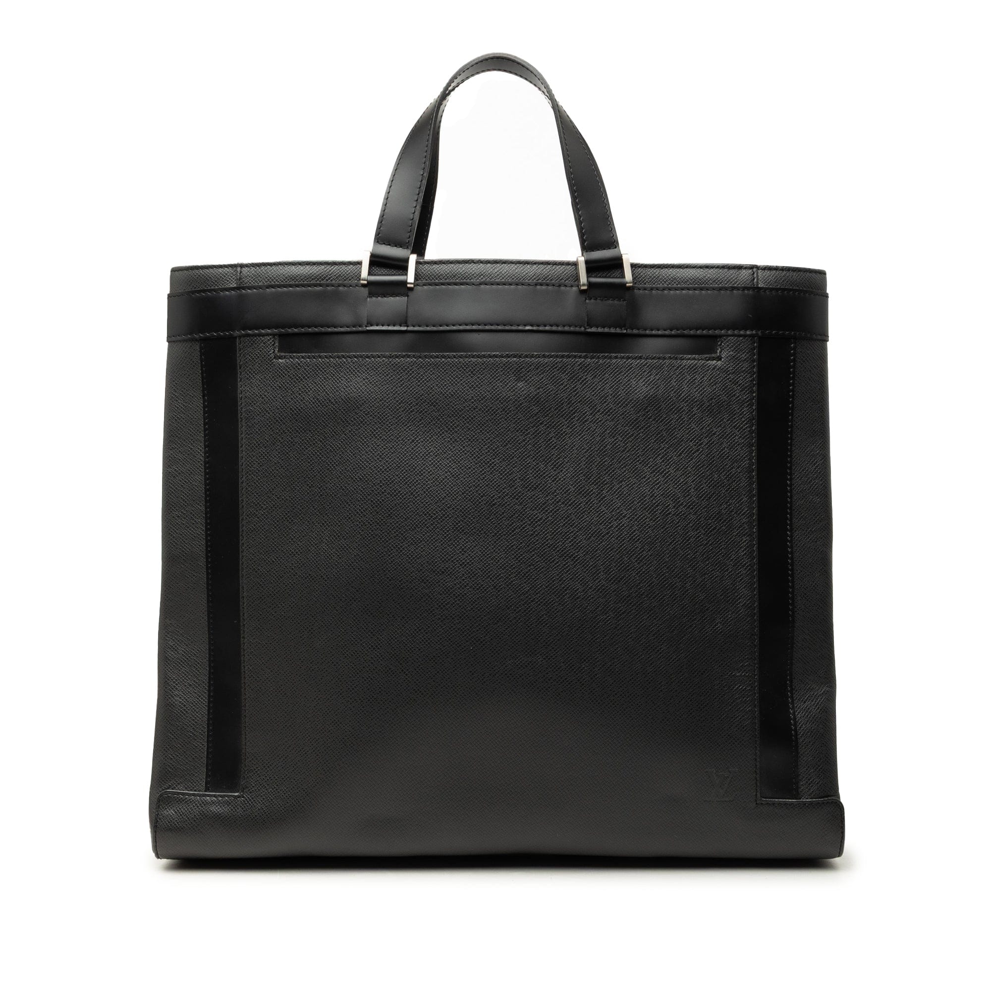 Louis Vuitton Taiga Kasbek GM