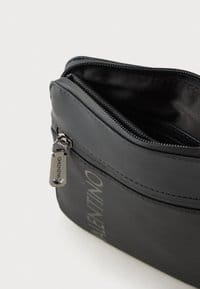 Valentino Dragonhawk Cross Body Bag Nero