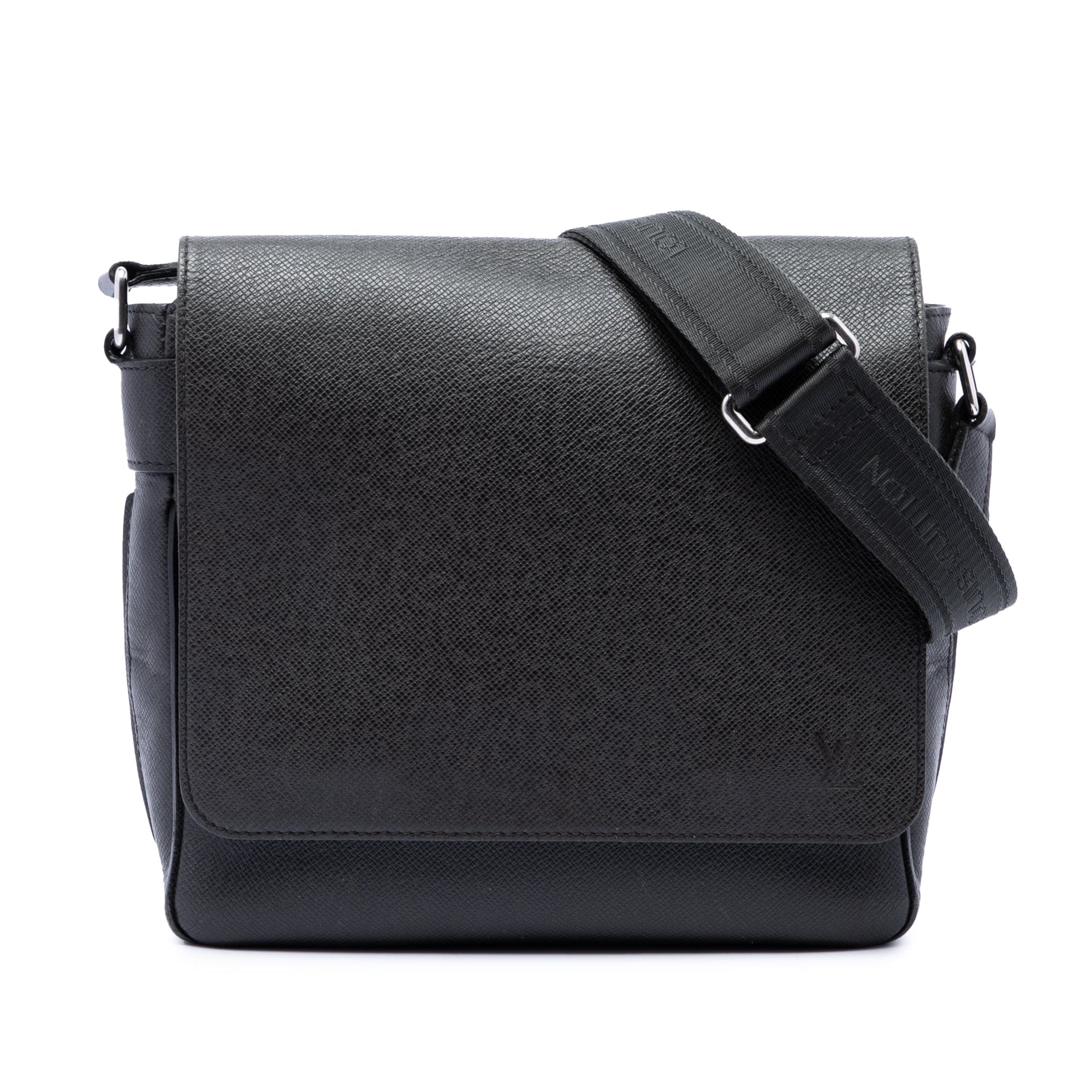Louis Vuitton Taiga Roman MM