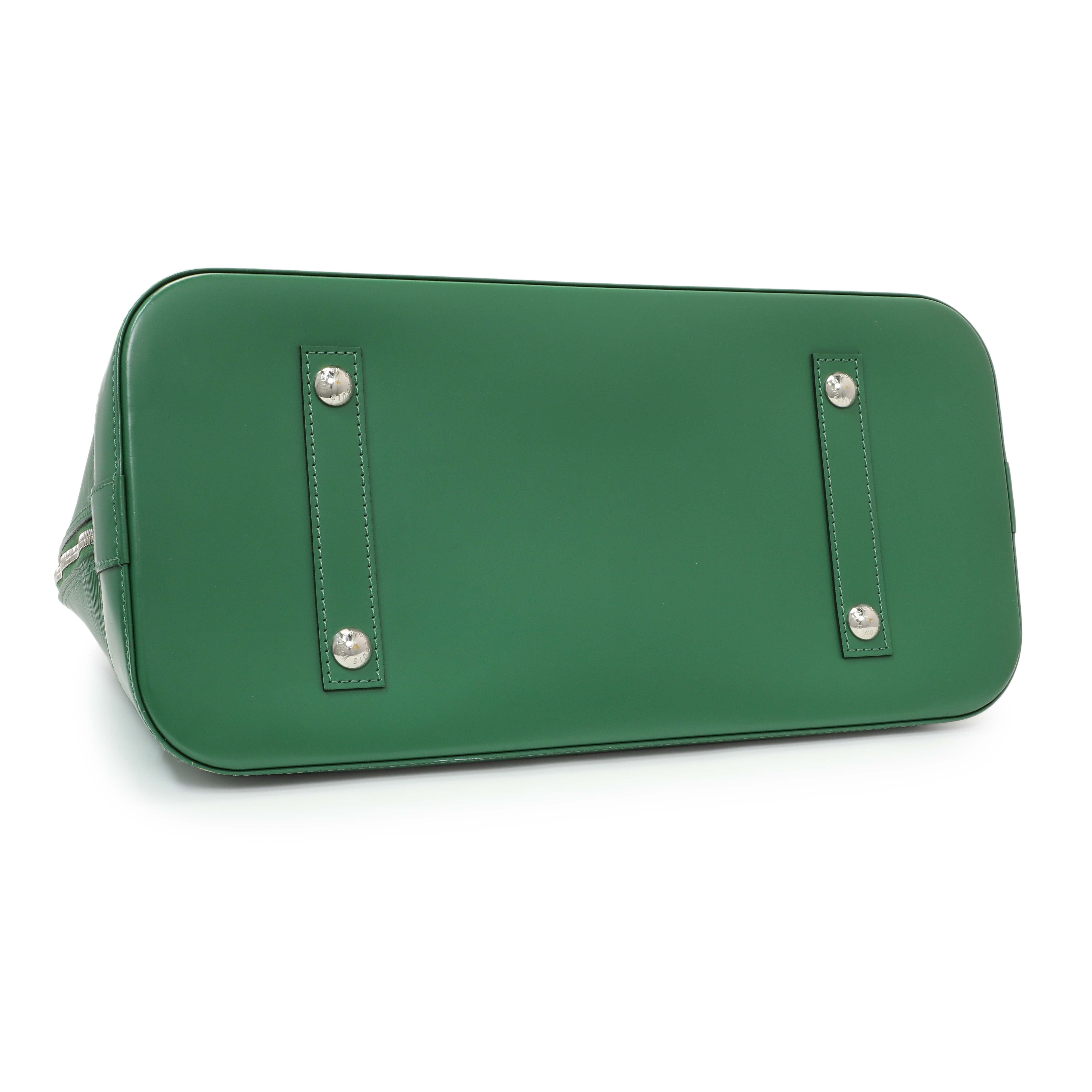 Louis Vuitton Green Epi Alma GM
