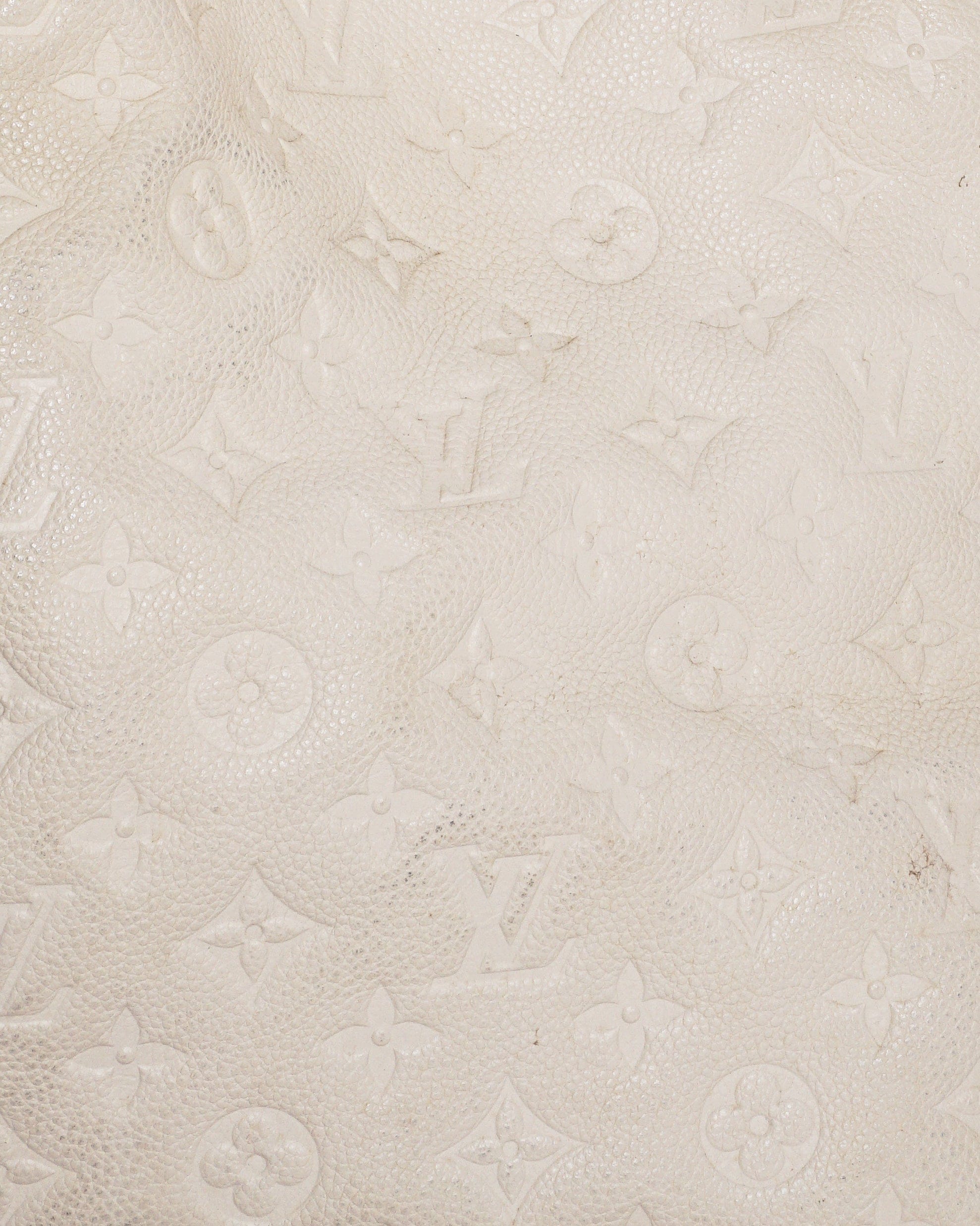 Louis Vuitton Cream Monogram Empreinte Leather Artsy MM Bag