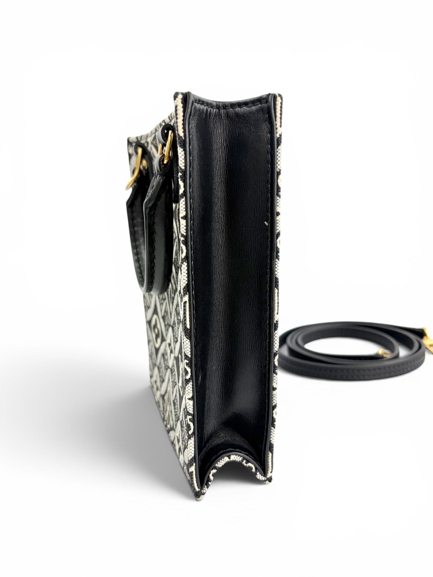 Louis Vuitton 1854 Petit Sac Plat