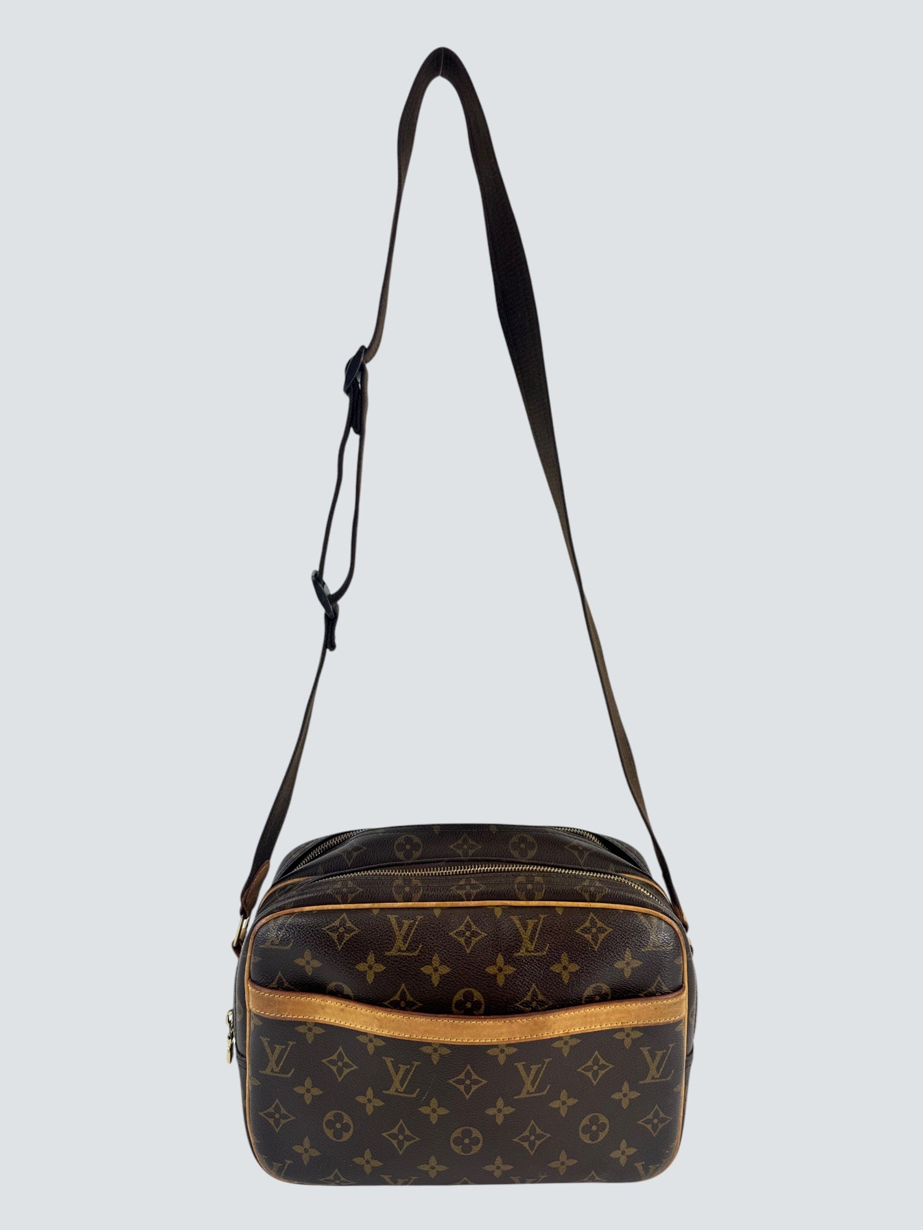 Louis Vuitton Monogram Canvas Reporter PM
