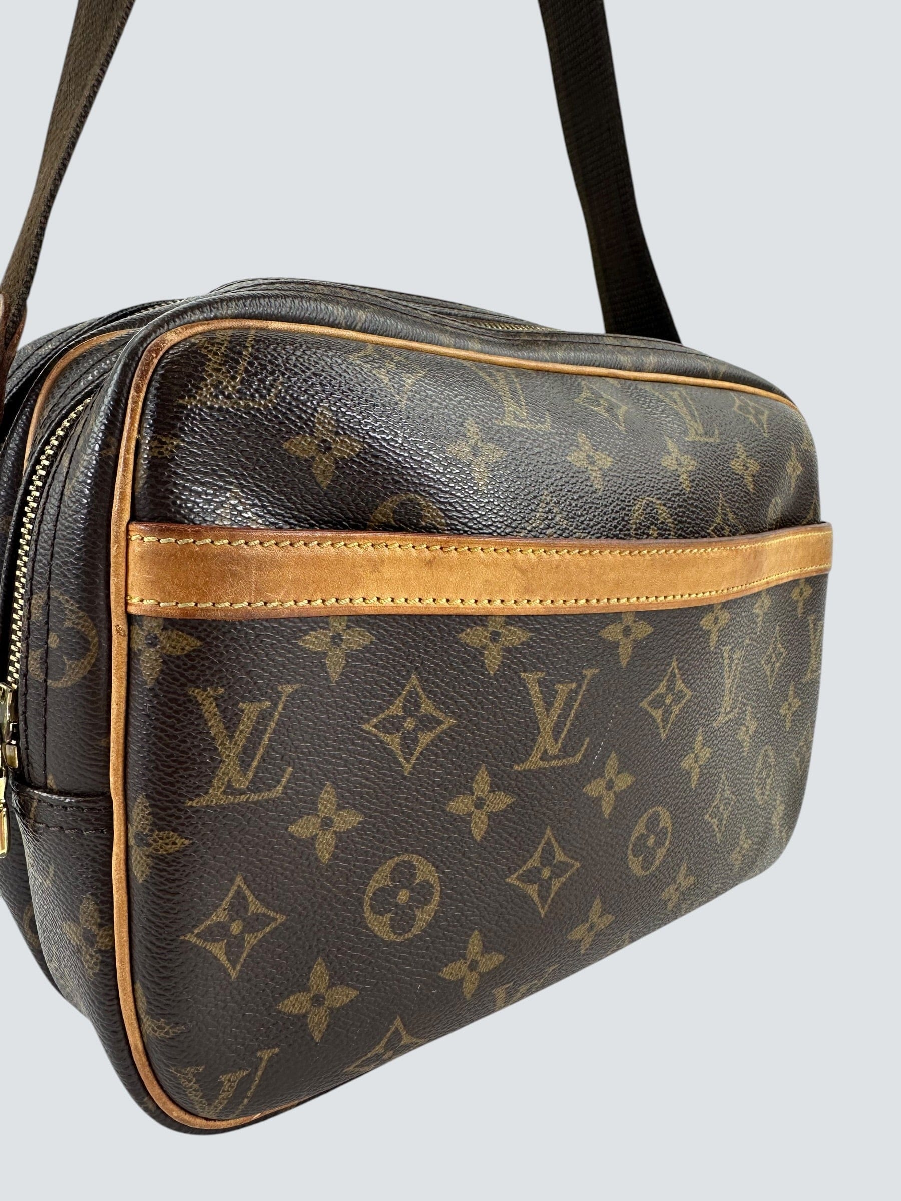 Louis Vuitton Monogram Canvas Reporter PM