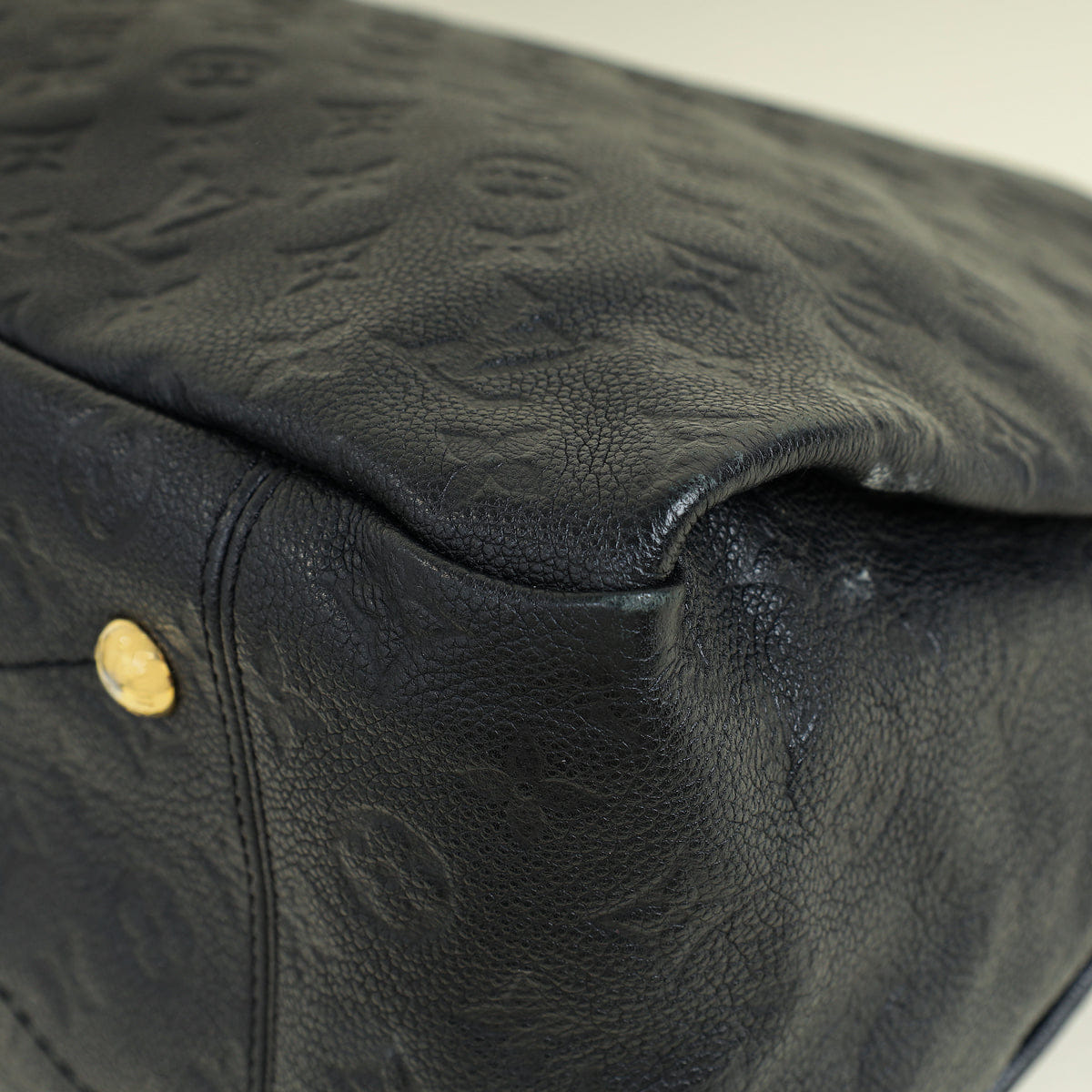 Louis Vuitton Bleu Infini Monogram Empreinte Artsy MM Bag