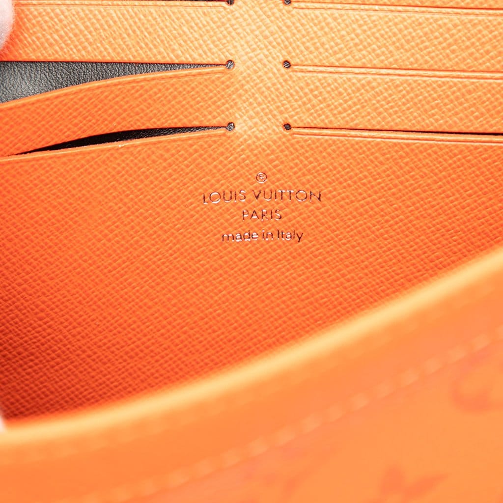 Louis Vuitton Monogram Taigarama Pochette Voyage MM