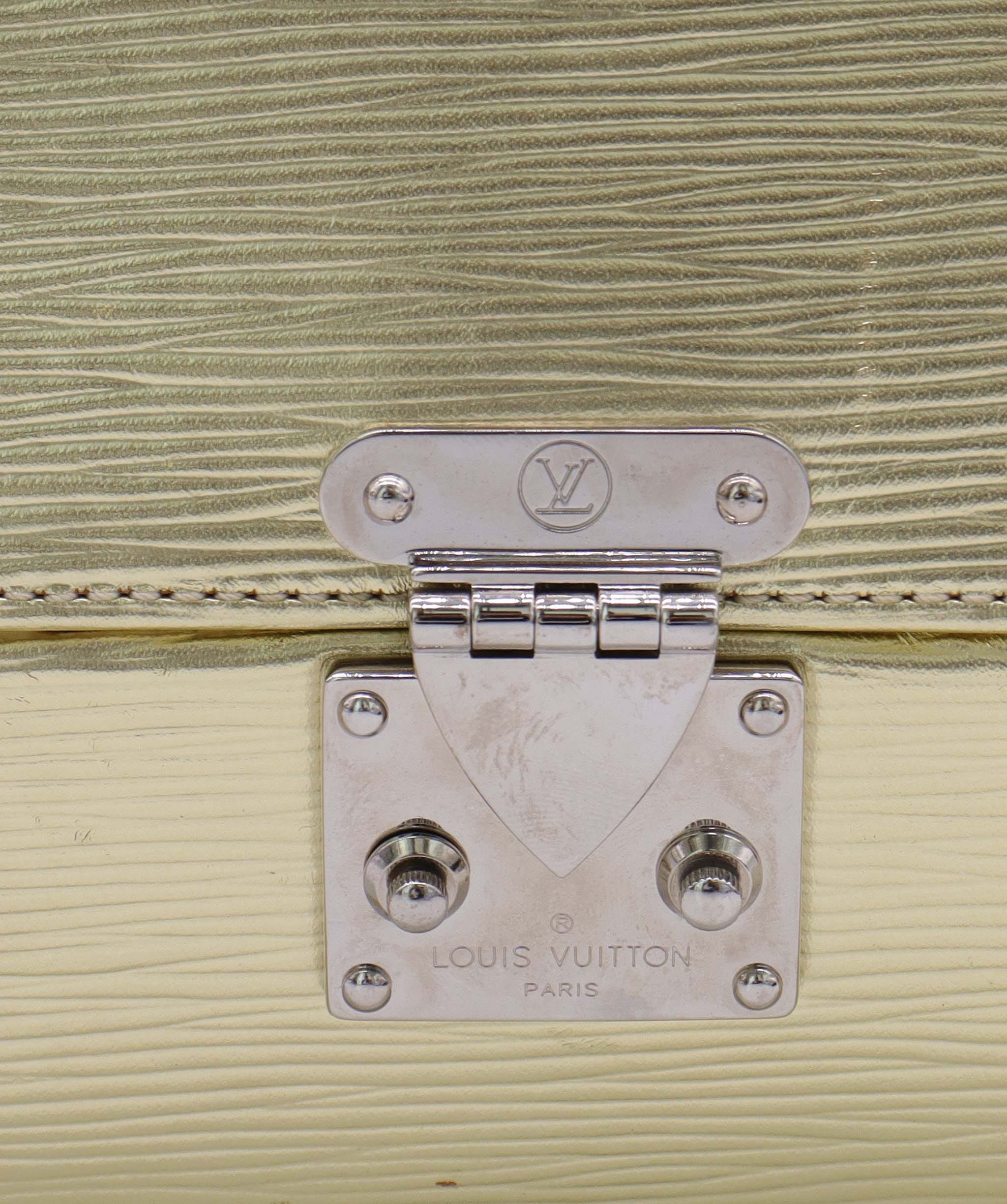 LOUIS VUITTON Epi Galaxia Hand Bag Silver M92183 LV Auth 148028 148028