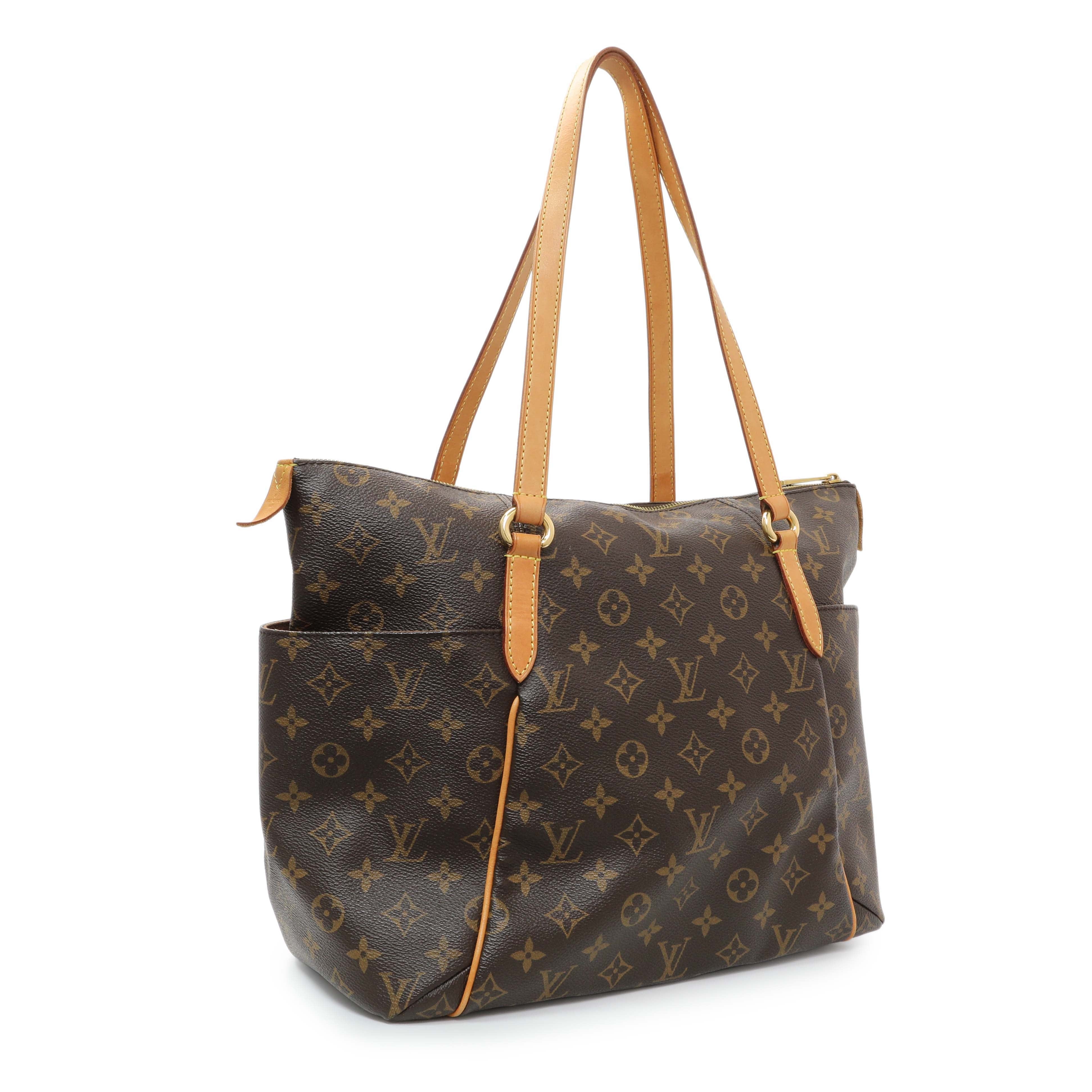 Louis Vuitton Monogram Totally MM