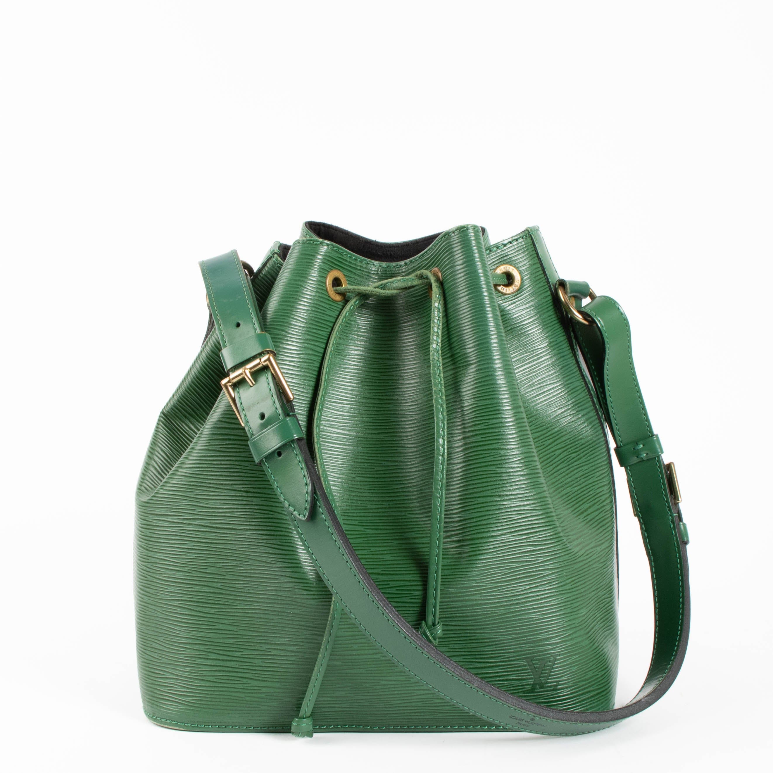 Louis Vuitton Borneo Green Epi Noé PM