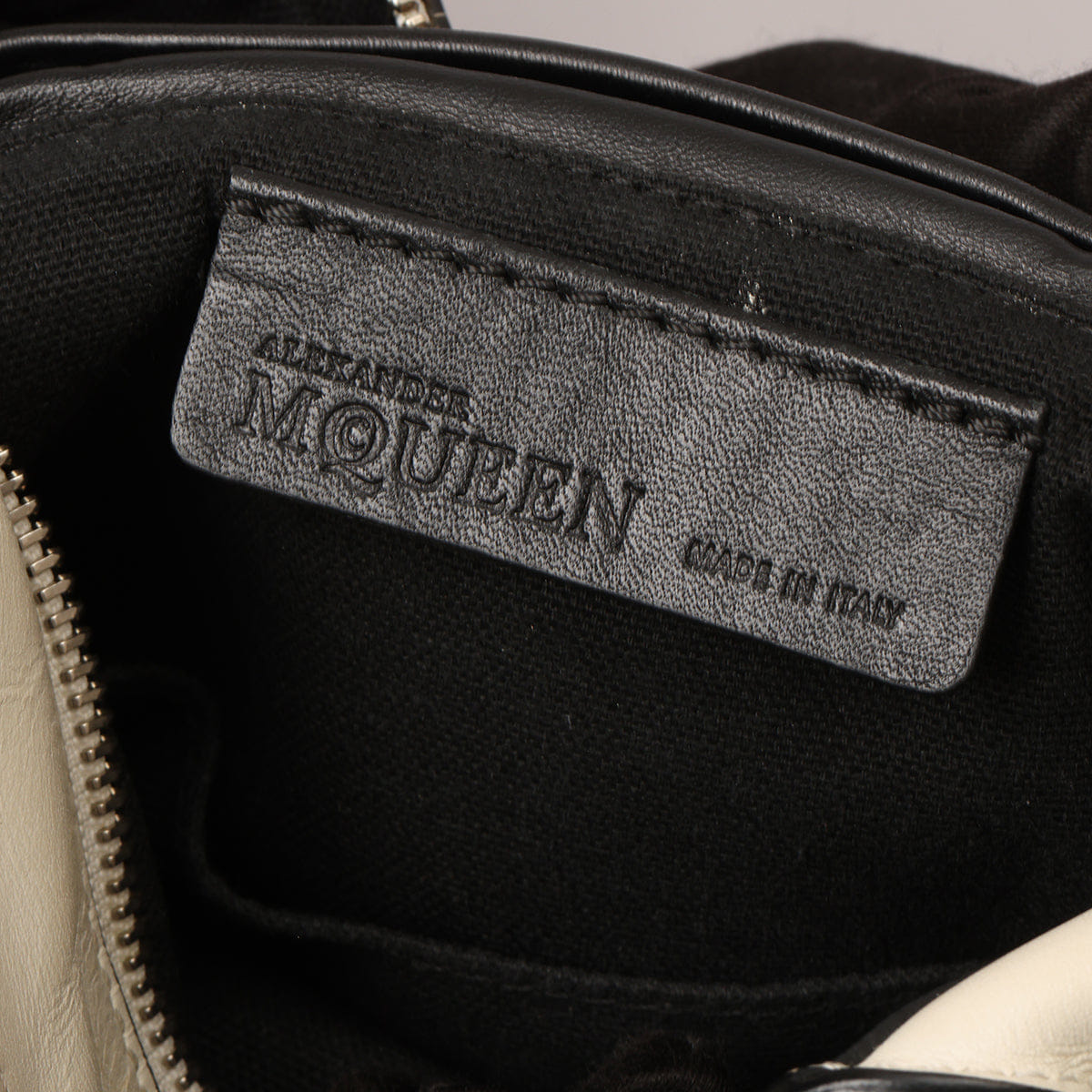 Alexander McQueen Black/White Studded Leather Mini Skull Padlock Zip Tote
