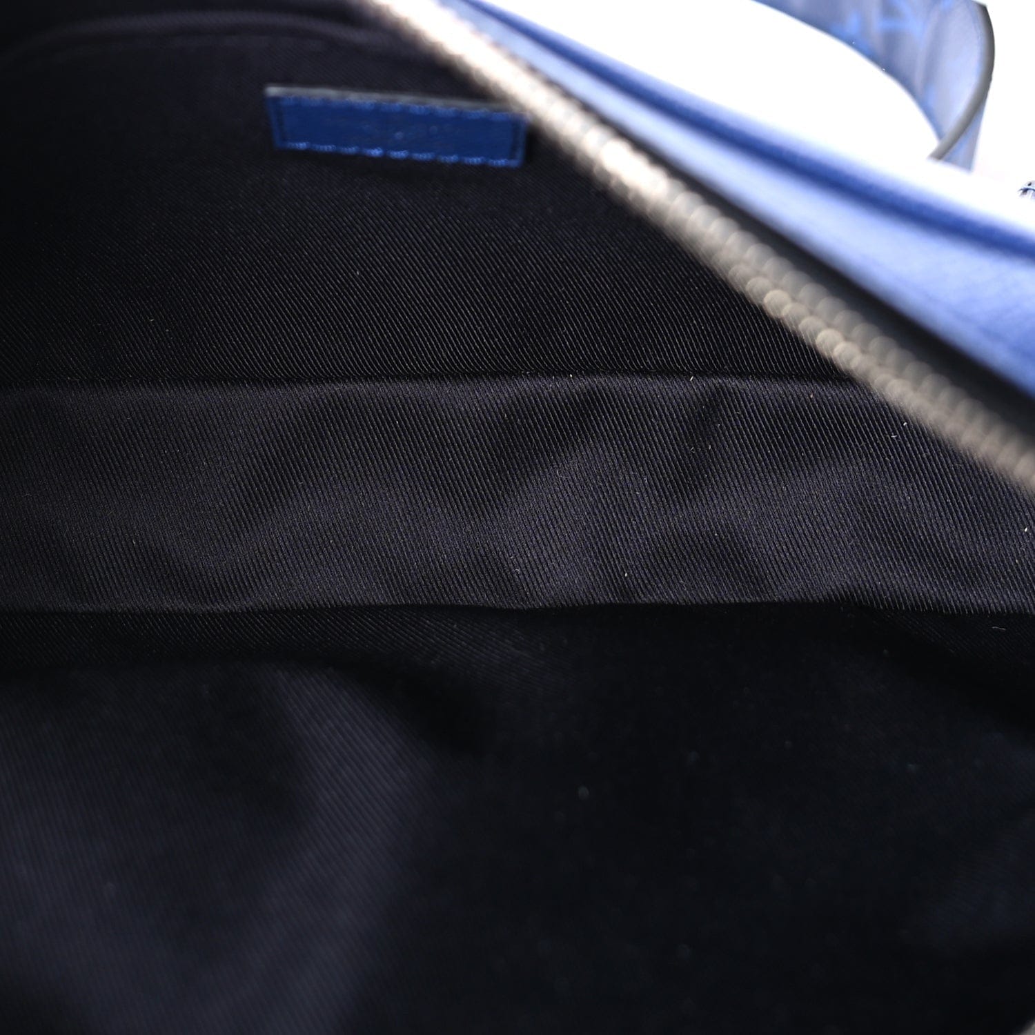 Louis Vuitton Taiga Monogram Outdoor Messenger Cobalt