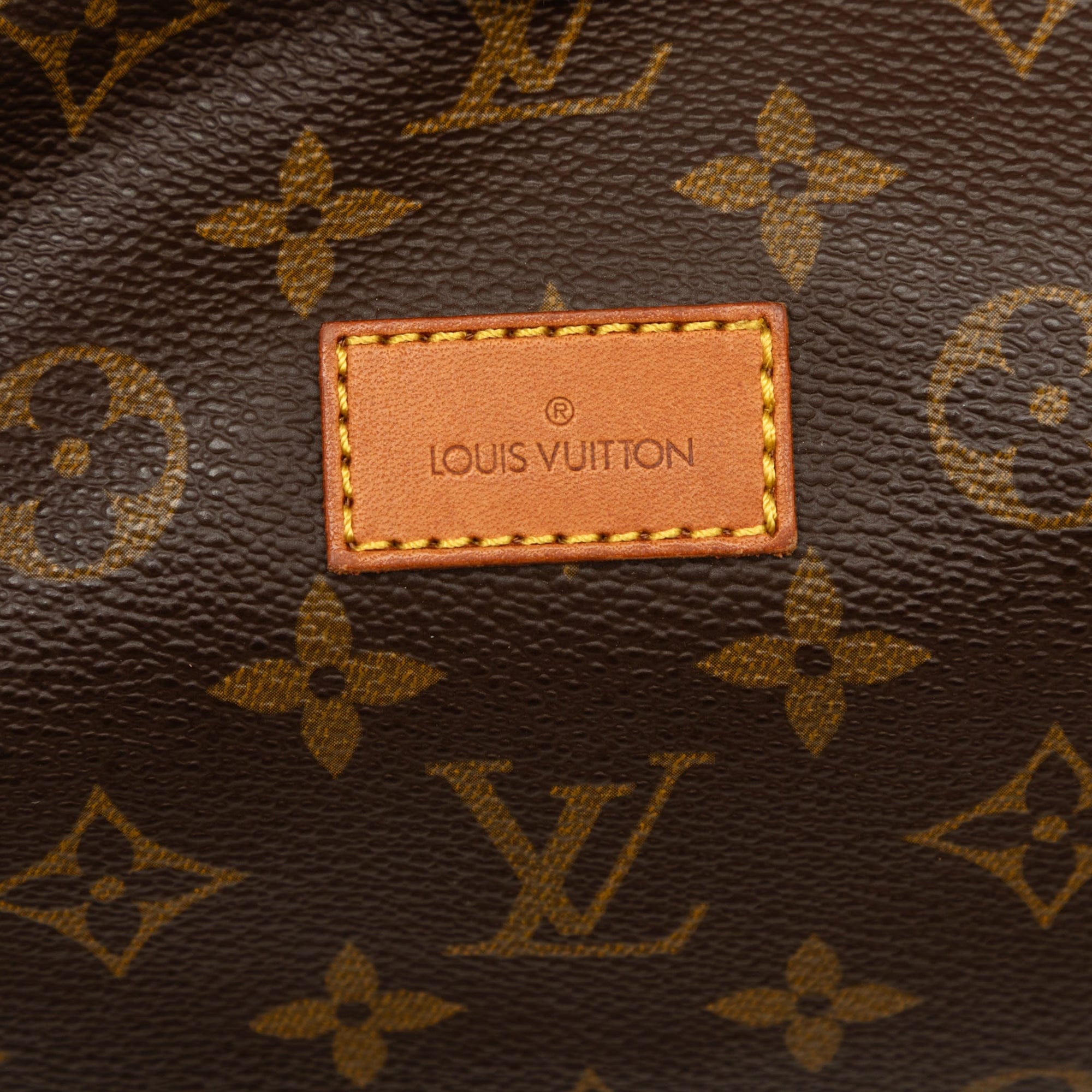 Louis Vuitton Monogram Saumur 43