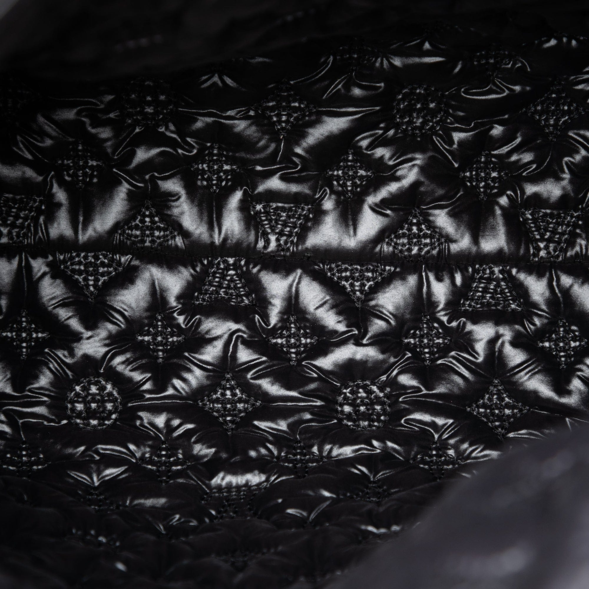 Louis Vuitton Yayoi Kusama Monogram Lockit Vertical Dots Infinity MM
