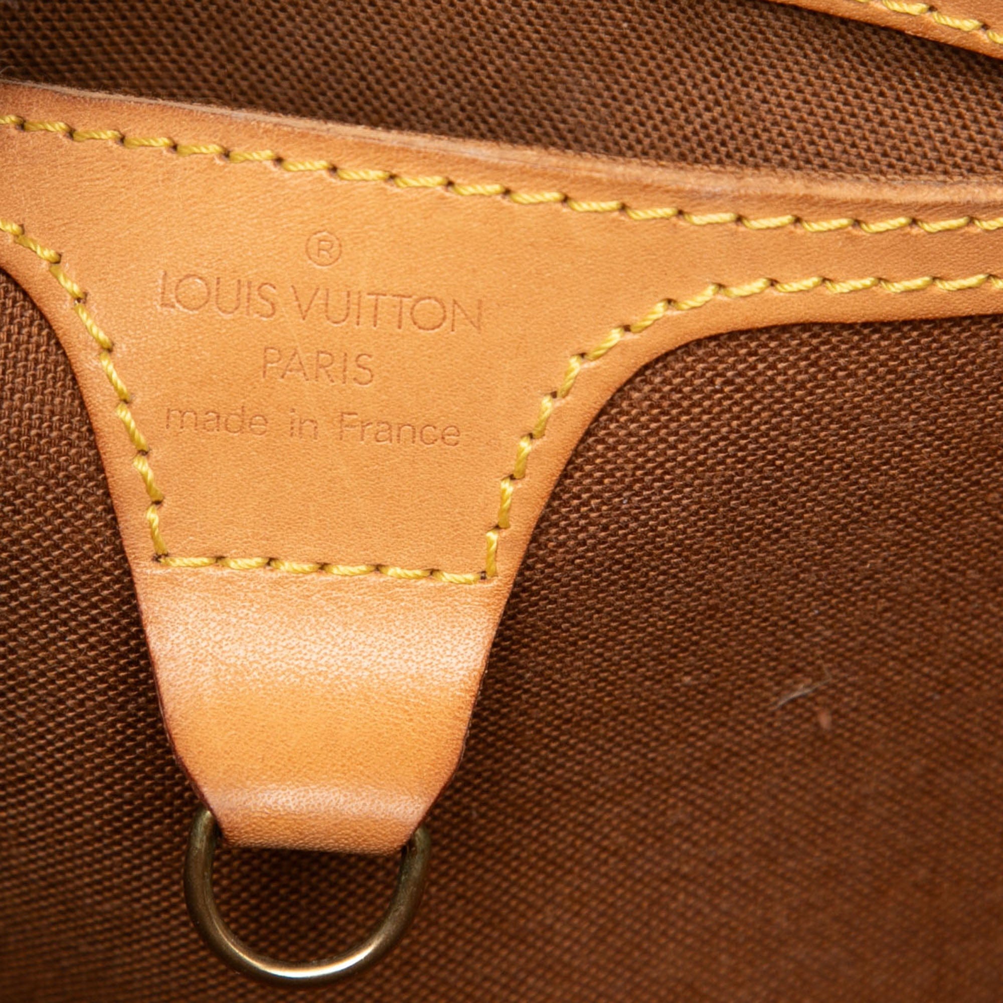 Louis Vuitton Monogram Ellipse MM