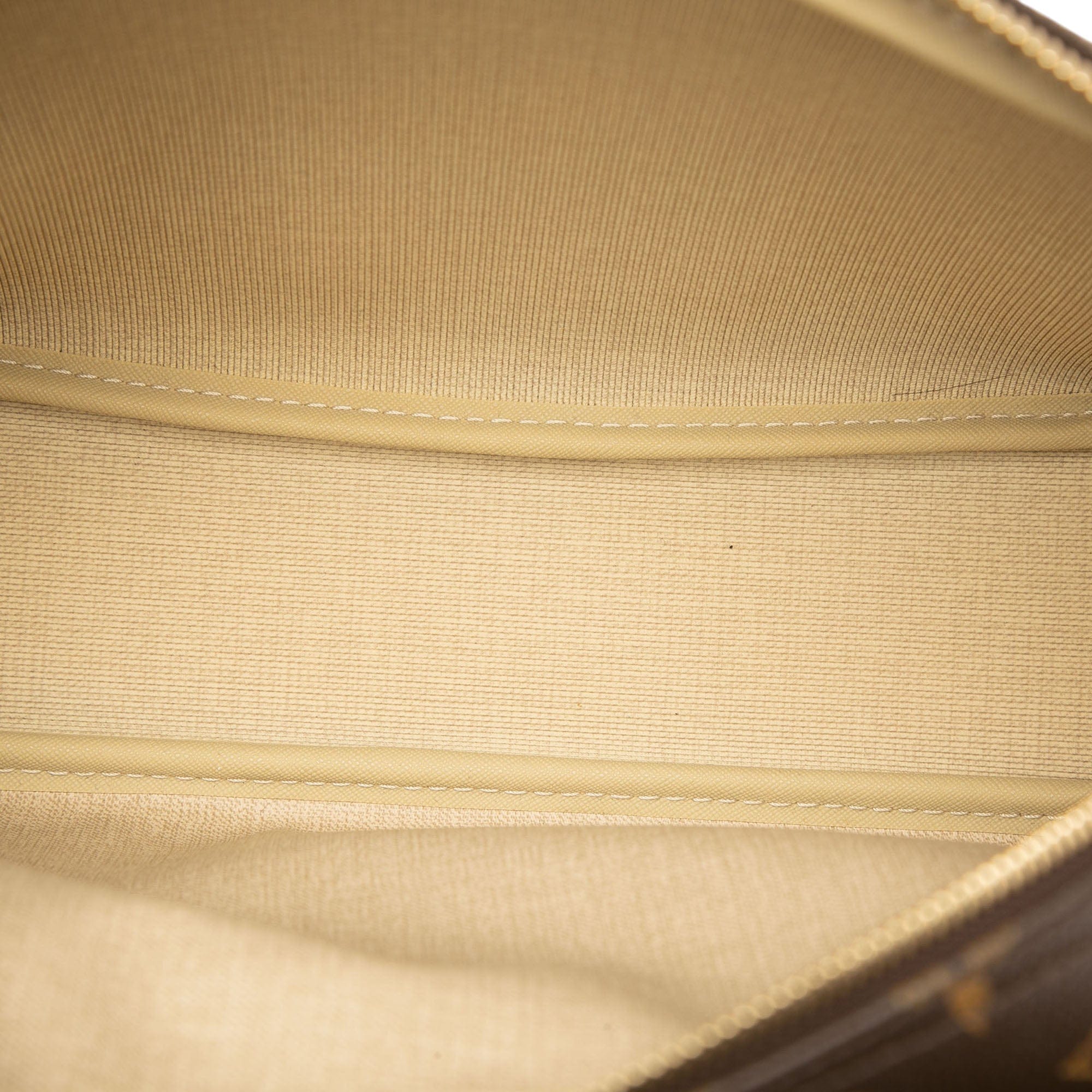 Louis Vuitton Monogram Reporter PM