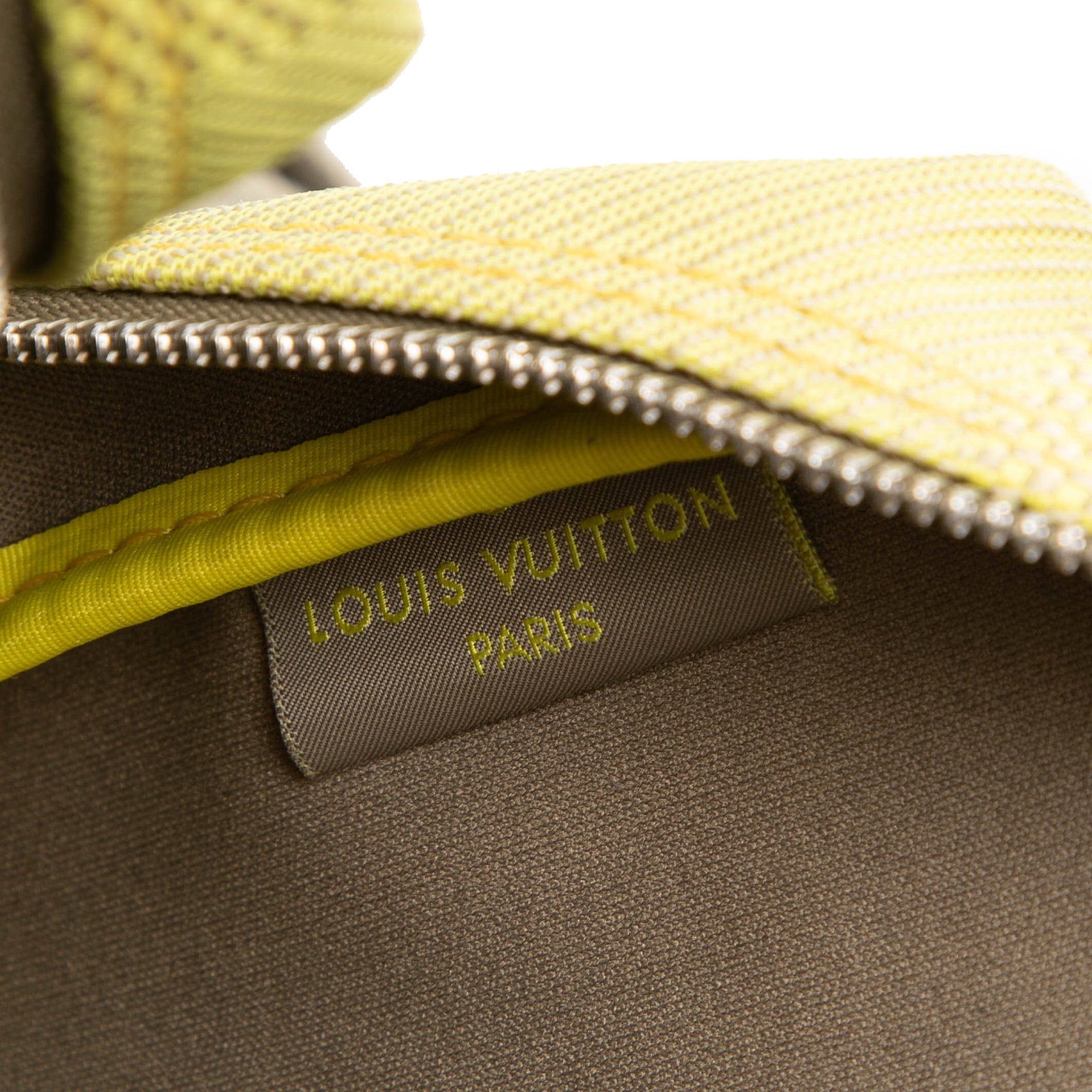 Louis Vuitton Damier Geant LV Cup Weatherly