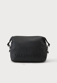 Valentino Axel Wash Bag Nero