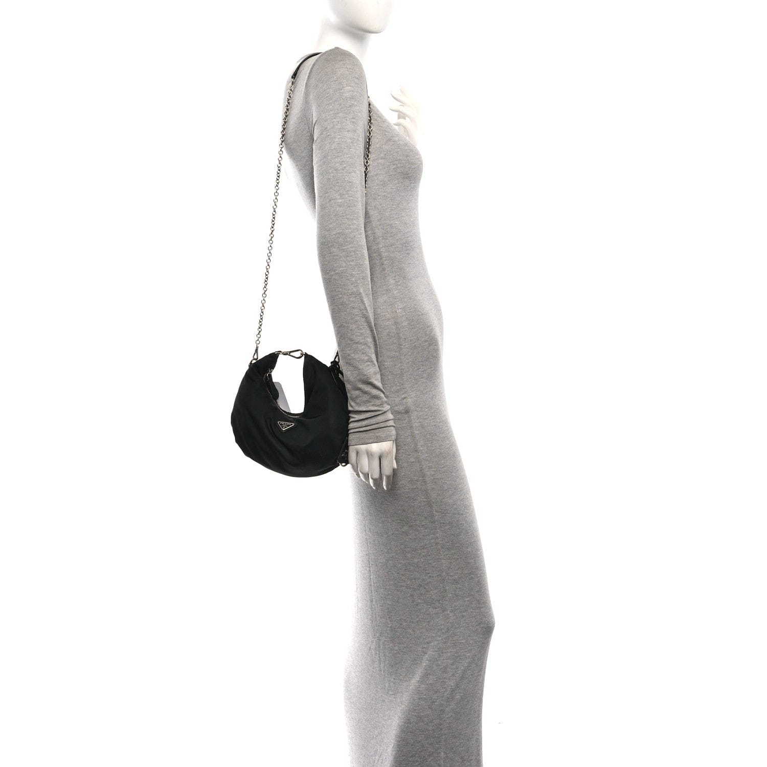 Prada Tessuto Nylon Saffiano Re - Edition 2006 Shoulder Bag Black Black