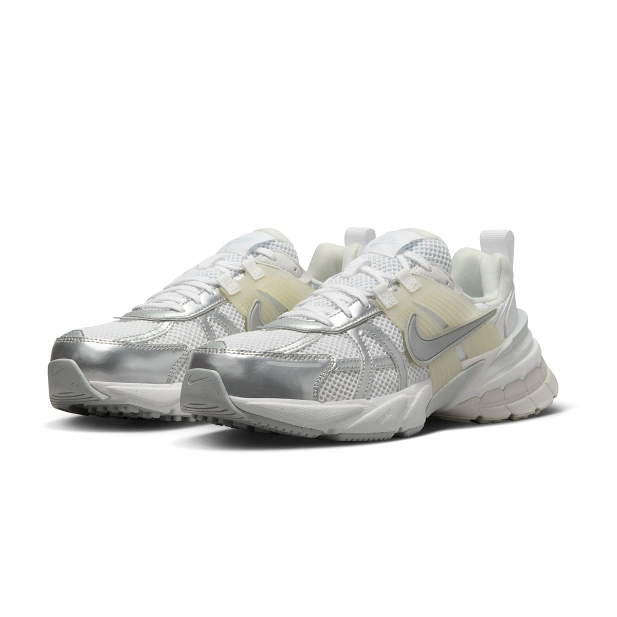 Nike Wmns V2K Run Metallic Silver White