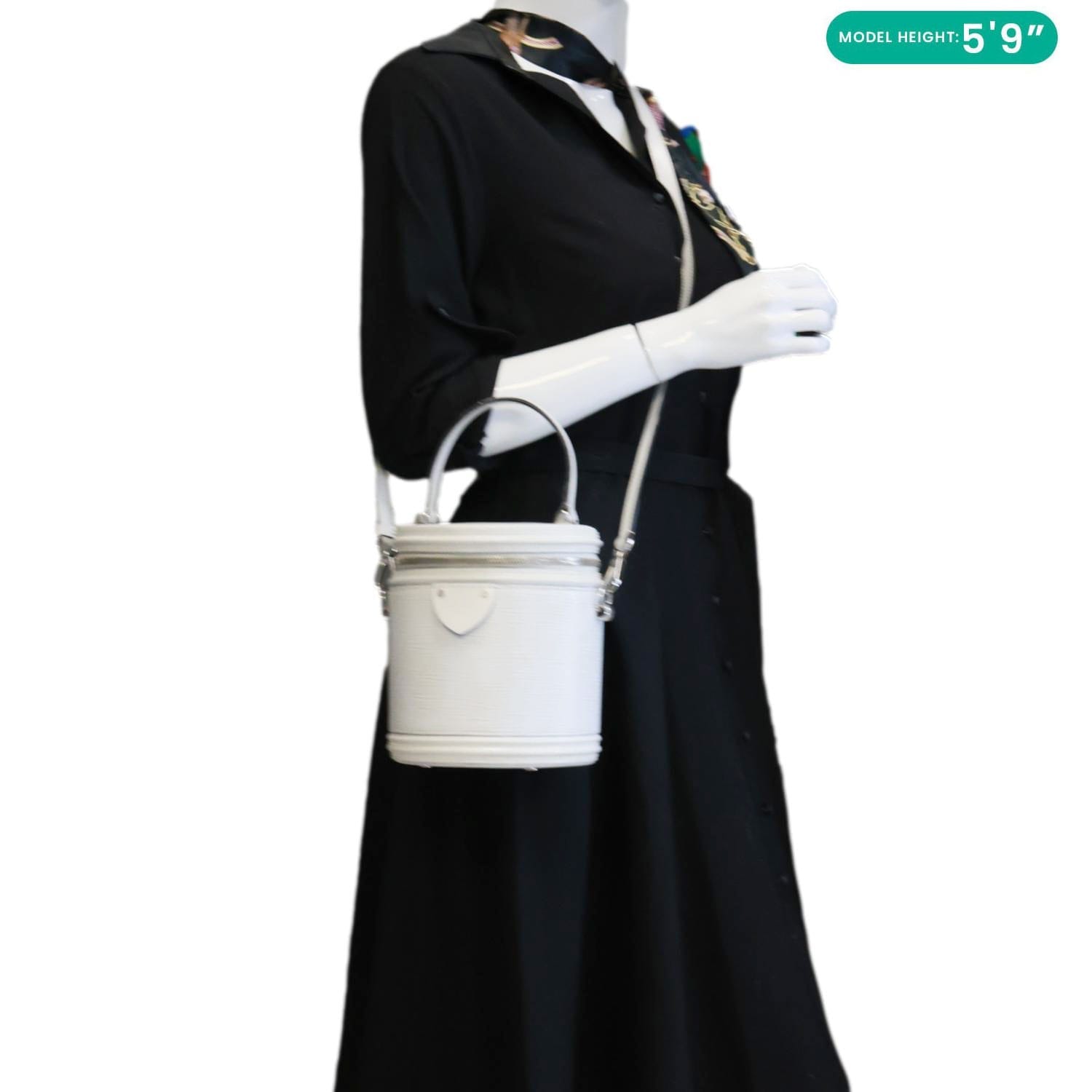LOUIS VUITTON Cannes Epi Leather Vanity Bag White