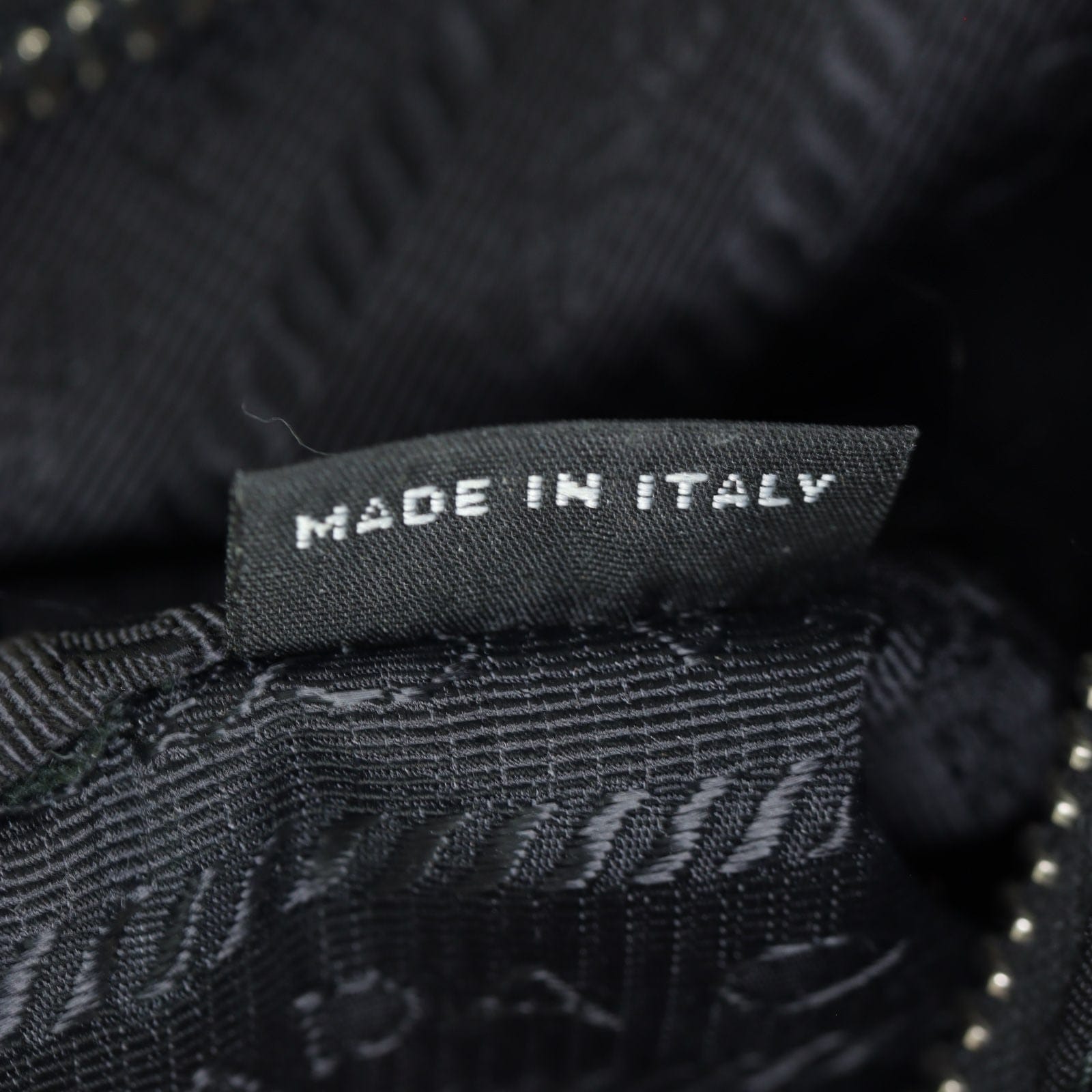 Prada Re - Edition 2005 Tessuto Shoulder Bag