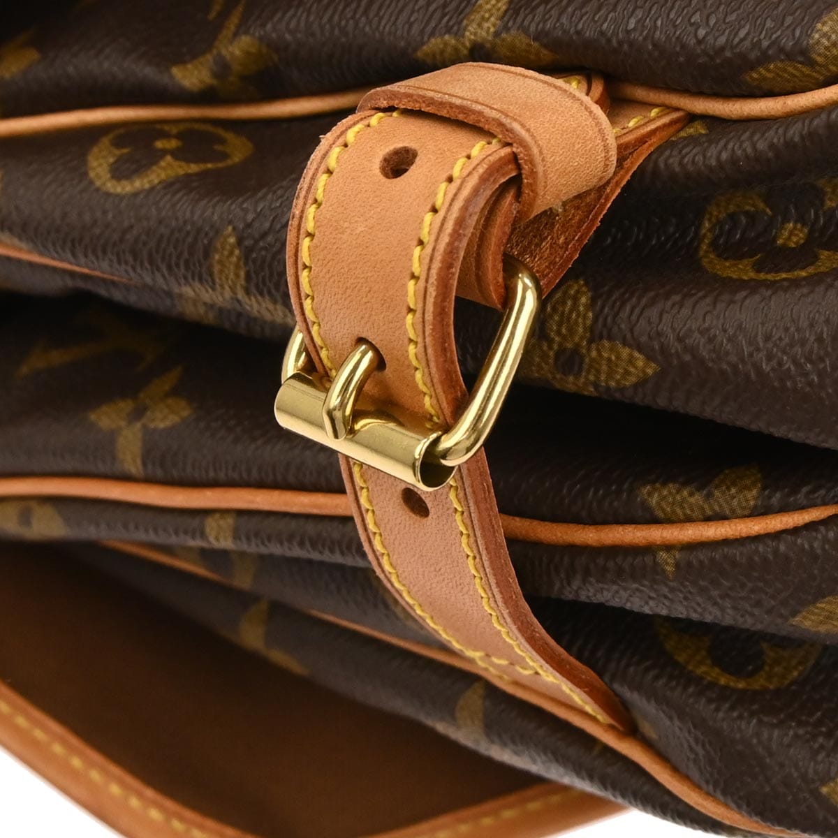 Louis Vuitton 1997 Monogram Saumur 30 Messenger Shoulder Bag M42256