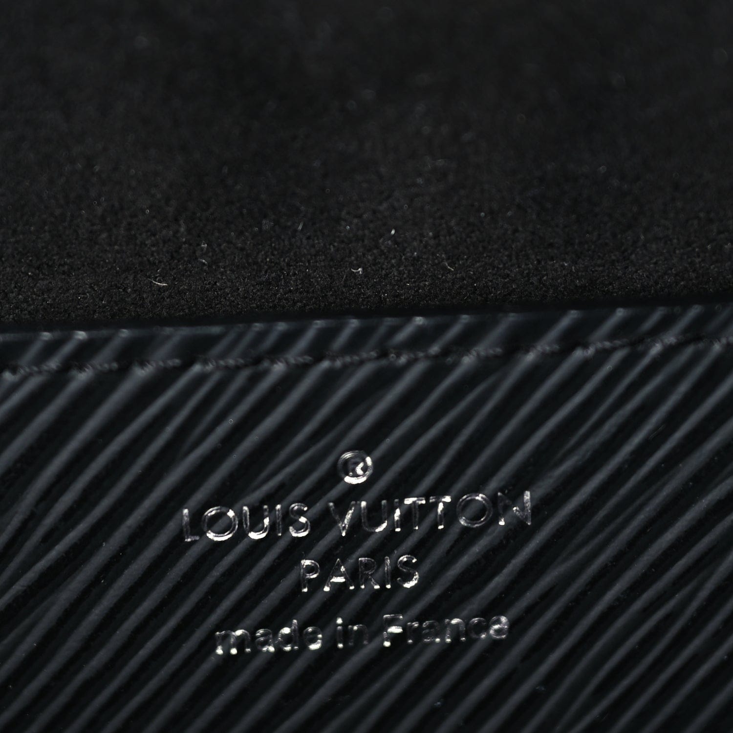 Louis Vuitton Epi Twist Shoulder Bag MM Black
