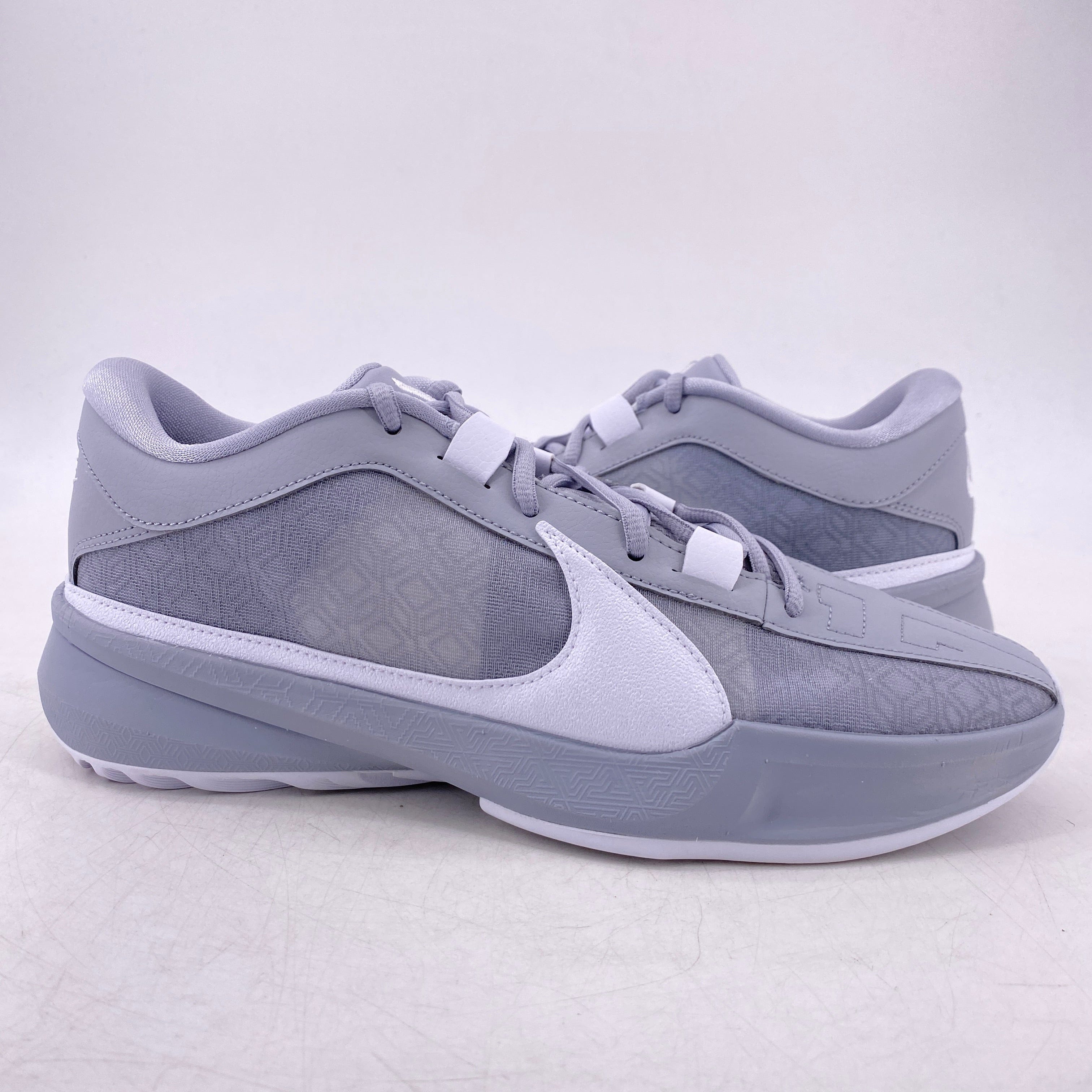 Nike Zoom Freak 5 Wolf Grey Gum 2023 New Size 9
