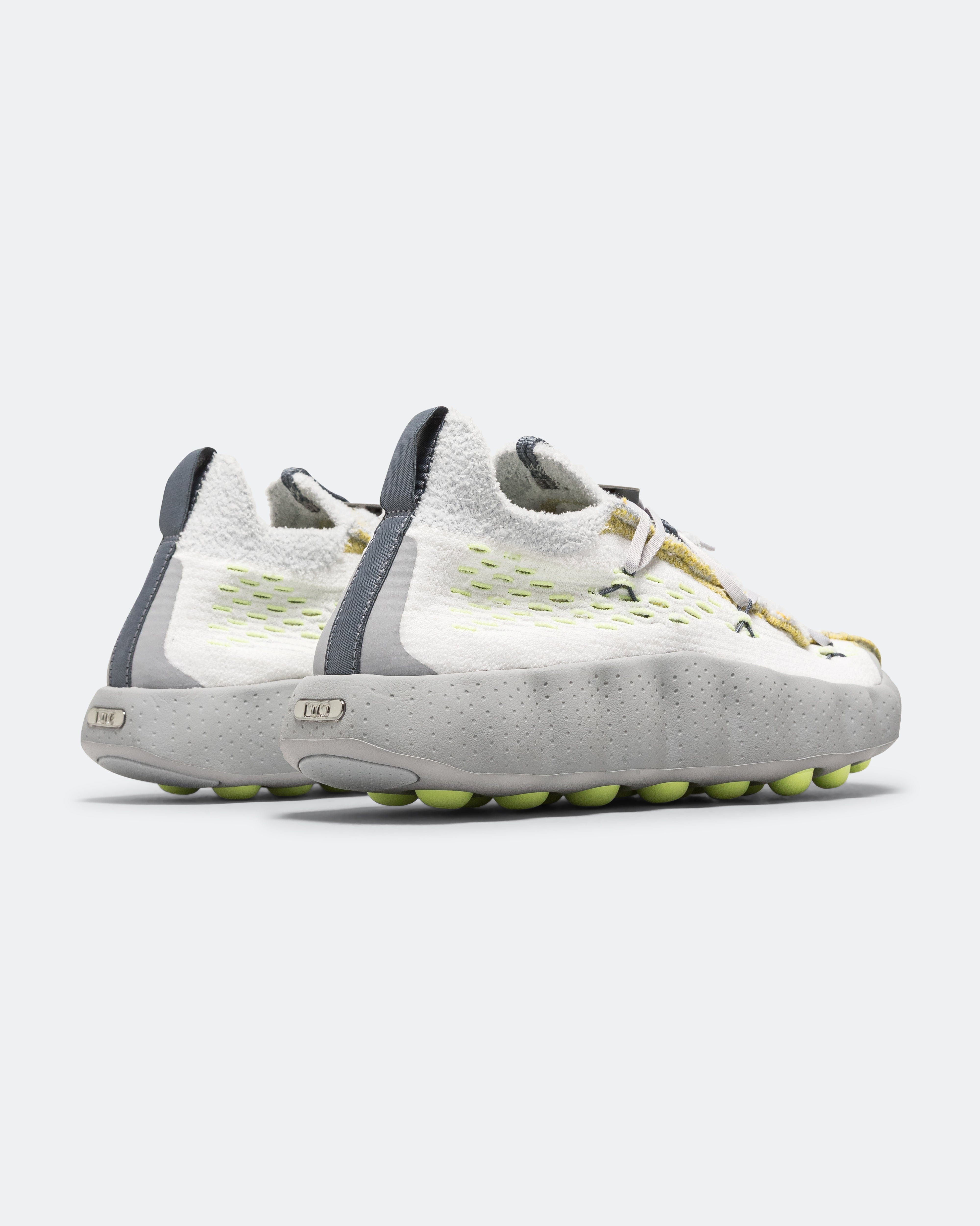 Nike Mind 002 FK QS - White/Dark Grey
