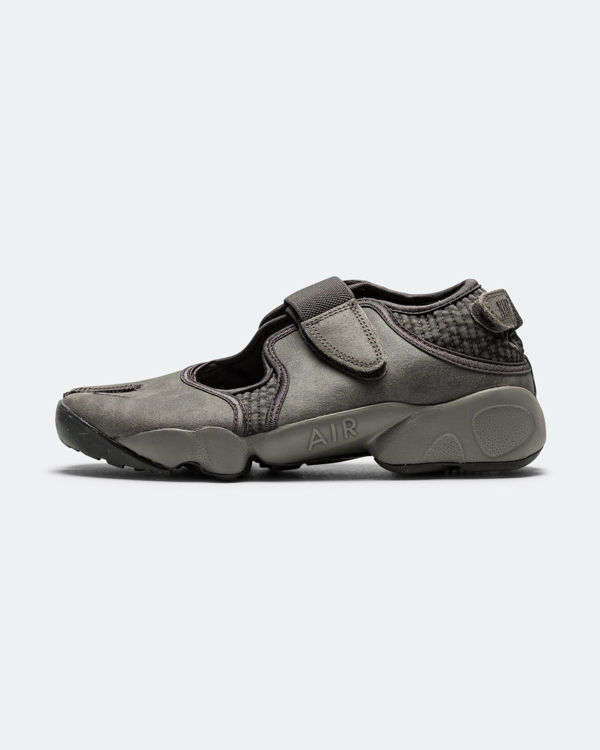 Nike Womens Air Rift - Medium Ash/Flat Pewter