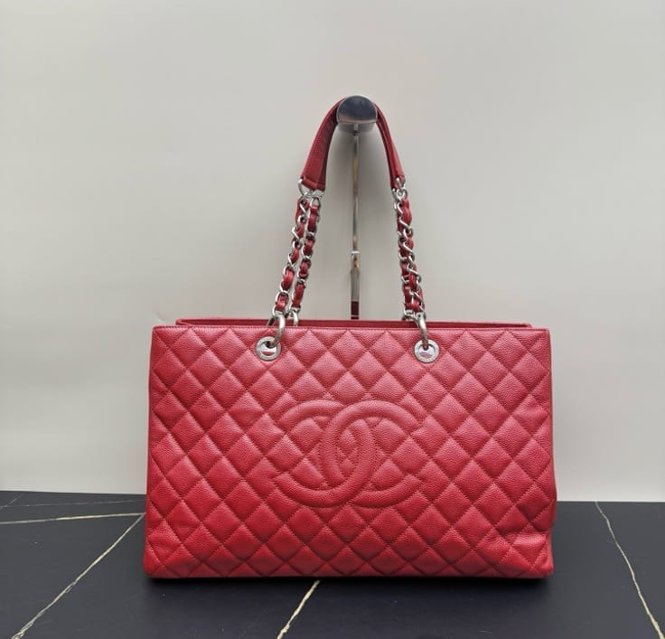 Chanel Red Caviar Quilted Grand Shopping Tote (GST) 23206169