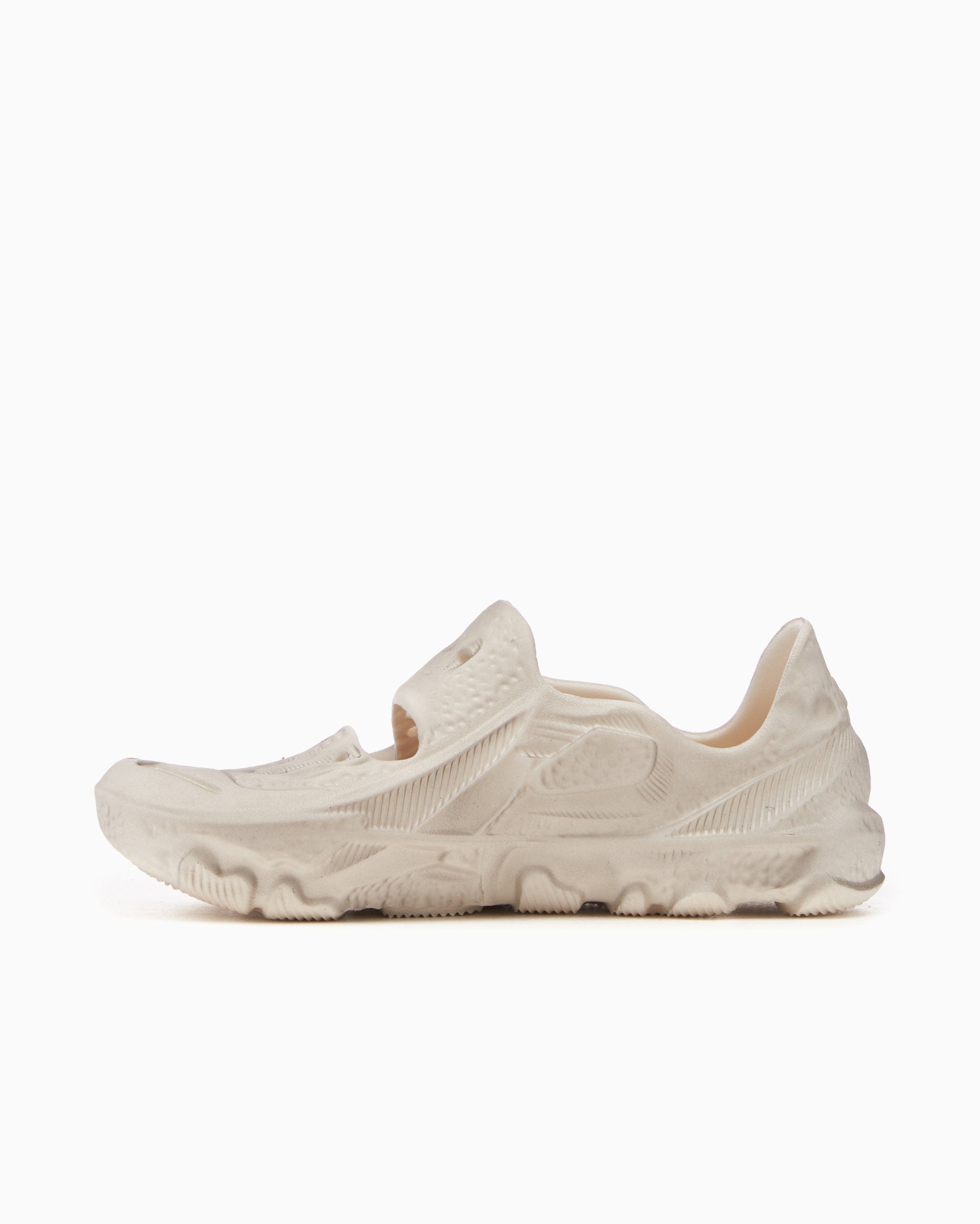 Nike ISPA Universal