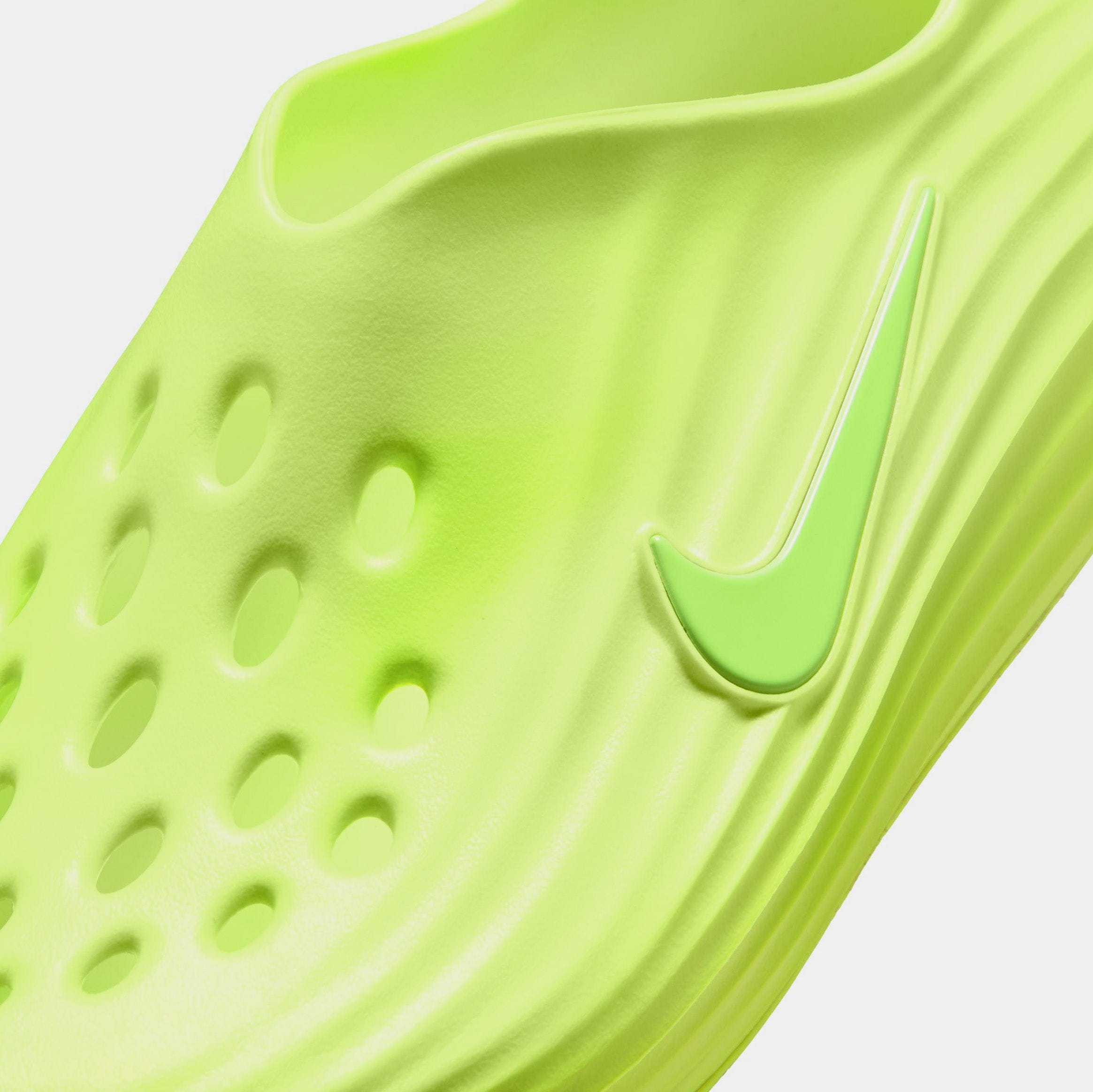 Nike ReactX Rejuven8 Mens Sandals (Volt Ice/Volt Ice)