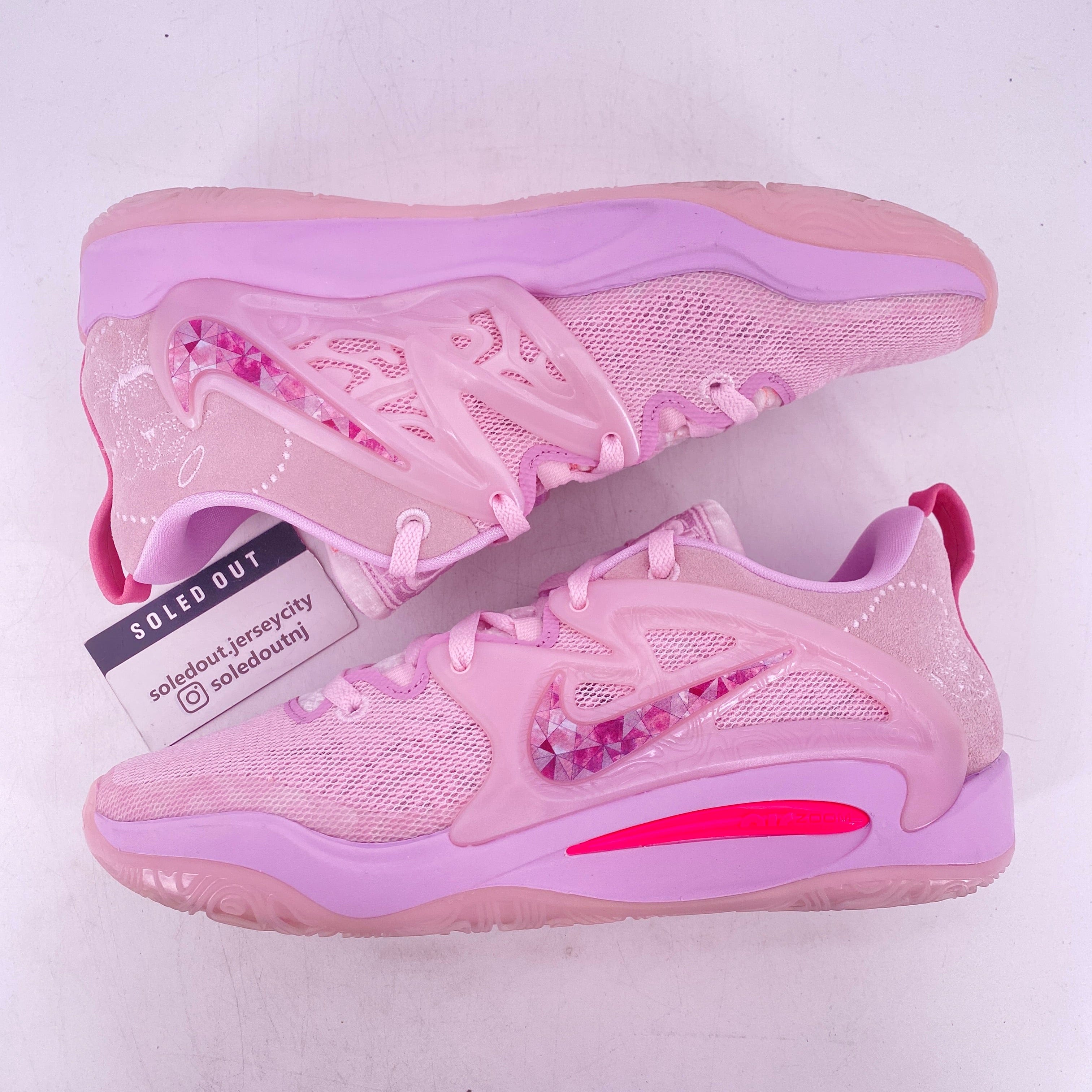 Nike KD 15 Aunt Pearl 2022 New Size 11