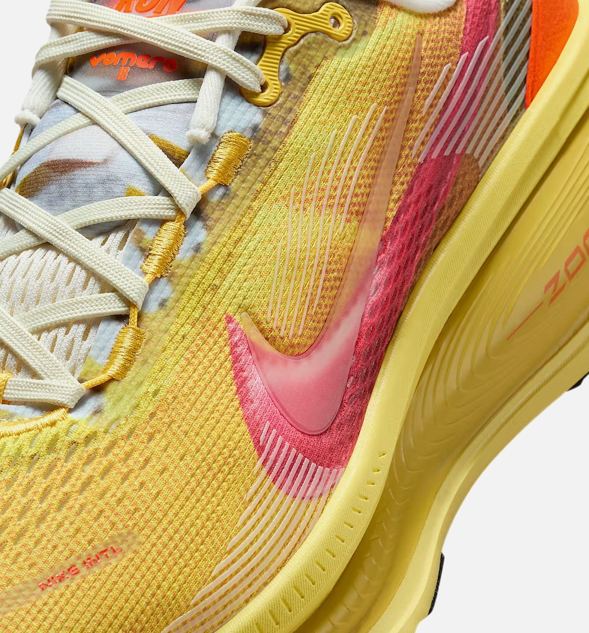 Nike Vomero 18 SE Mens Lifestyle Shoe - Yellow/White