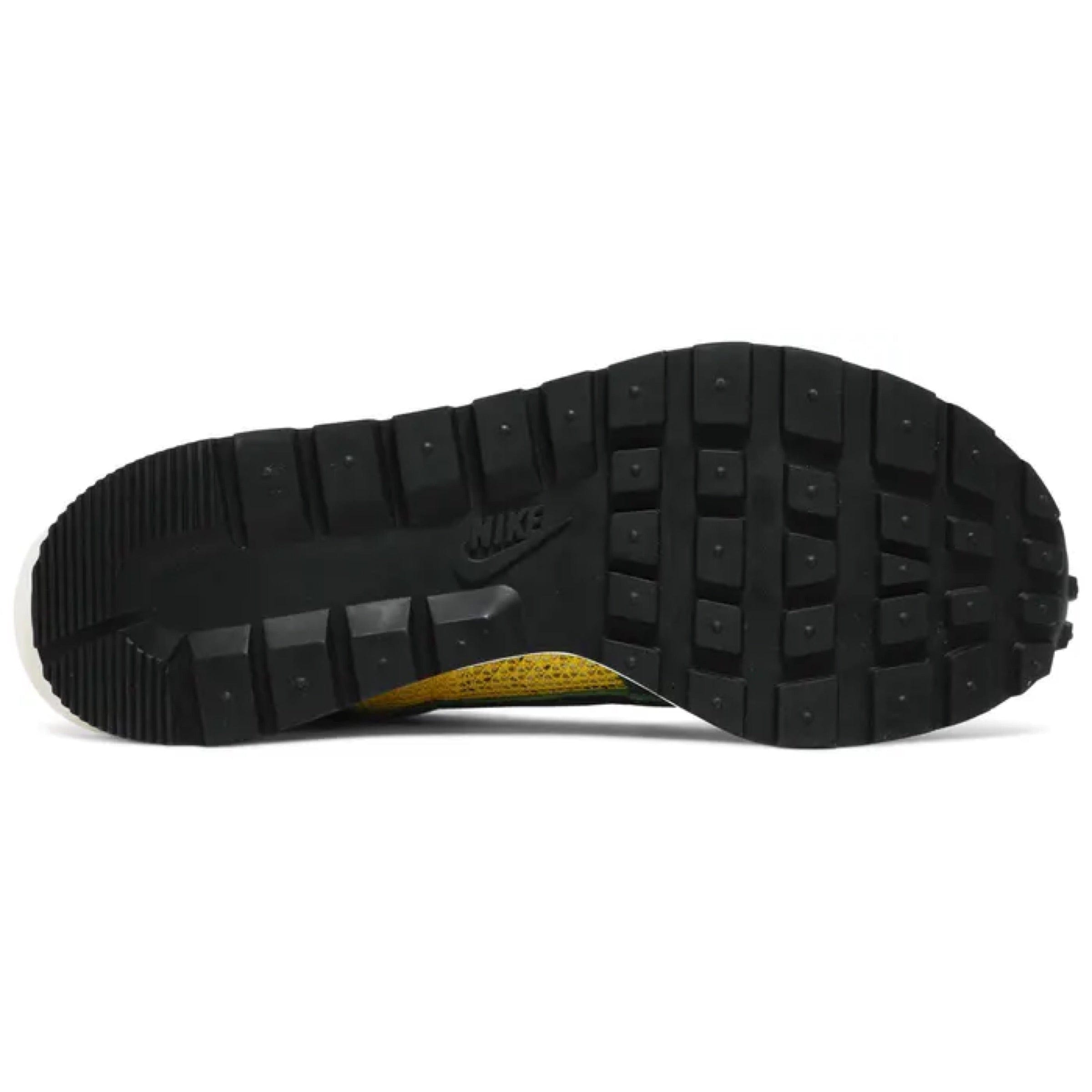 Nike Sacai x Nike Vaporwaffle Tour Yellow Stadium Green