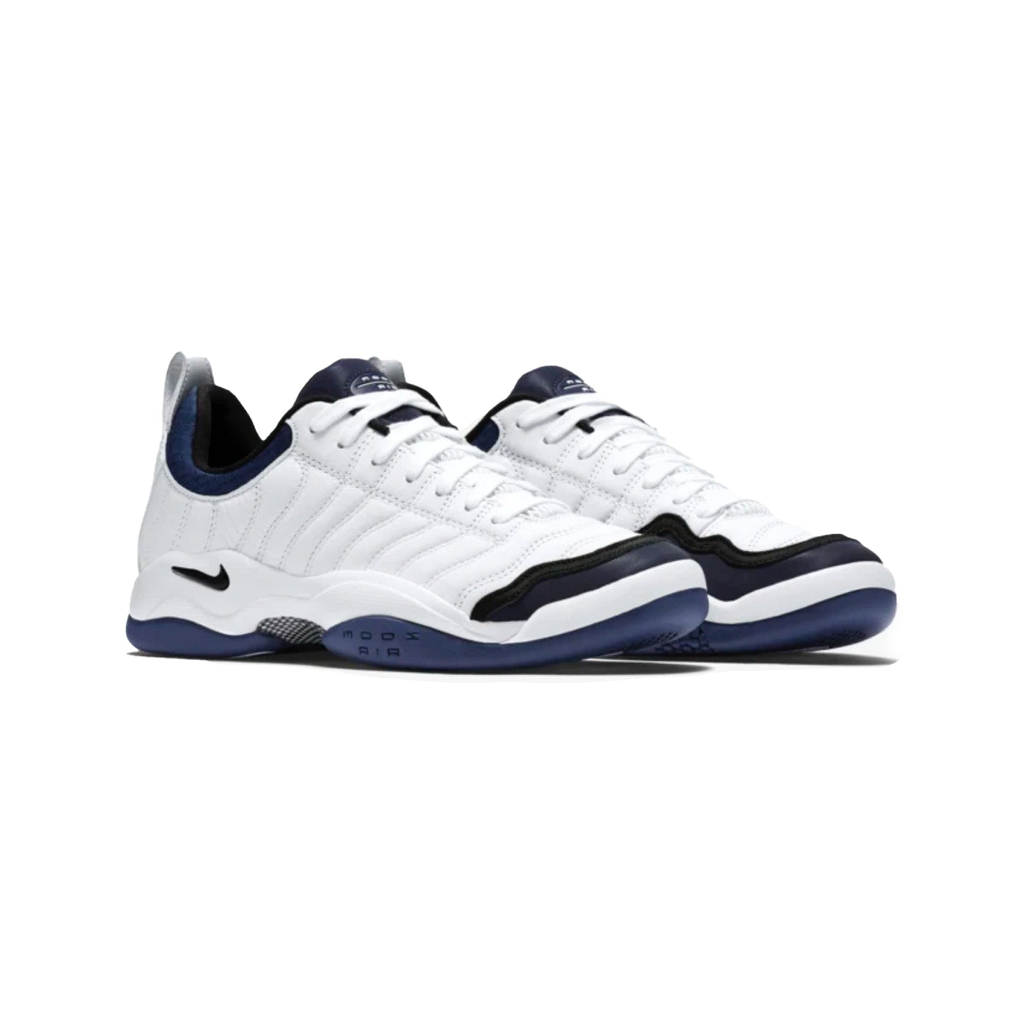 Nike Air Zoom Oscillate Tennis Shoes White / Black