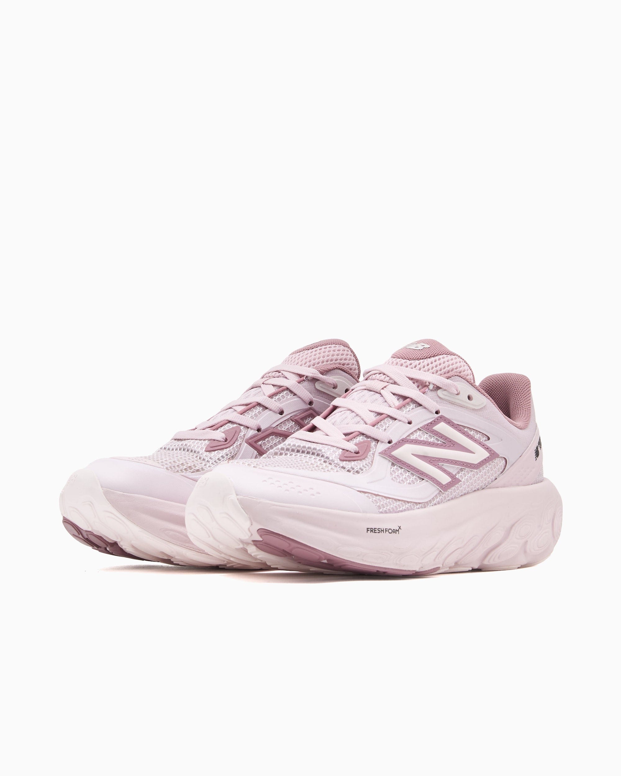 New Balance Fresh Foam UTRN 6V8
