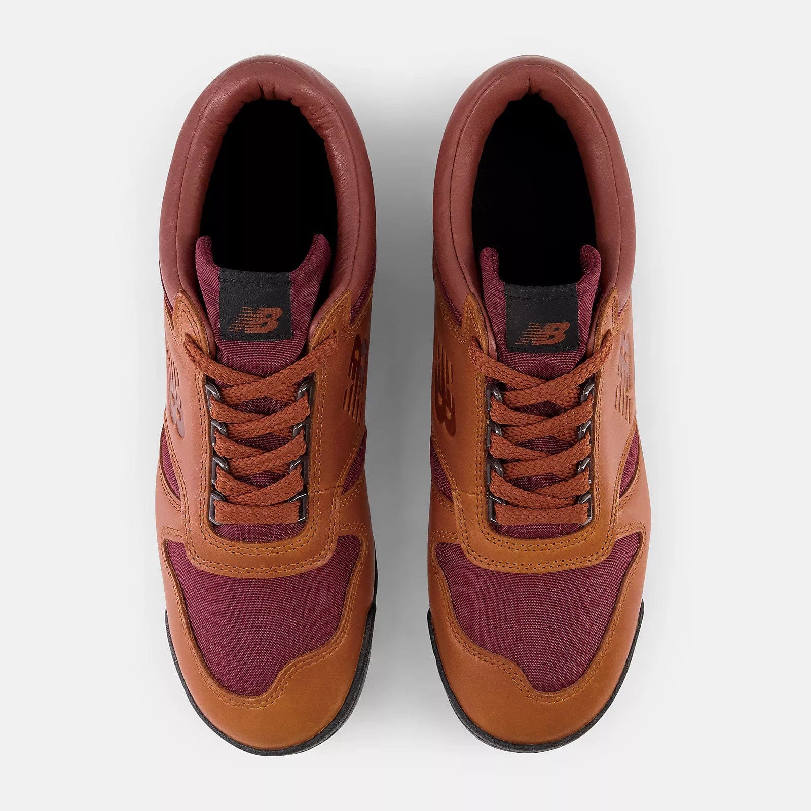 New Balance Rainier Low - Glazed Ginger / Classic Crimson