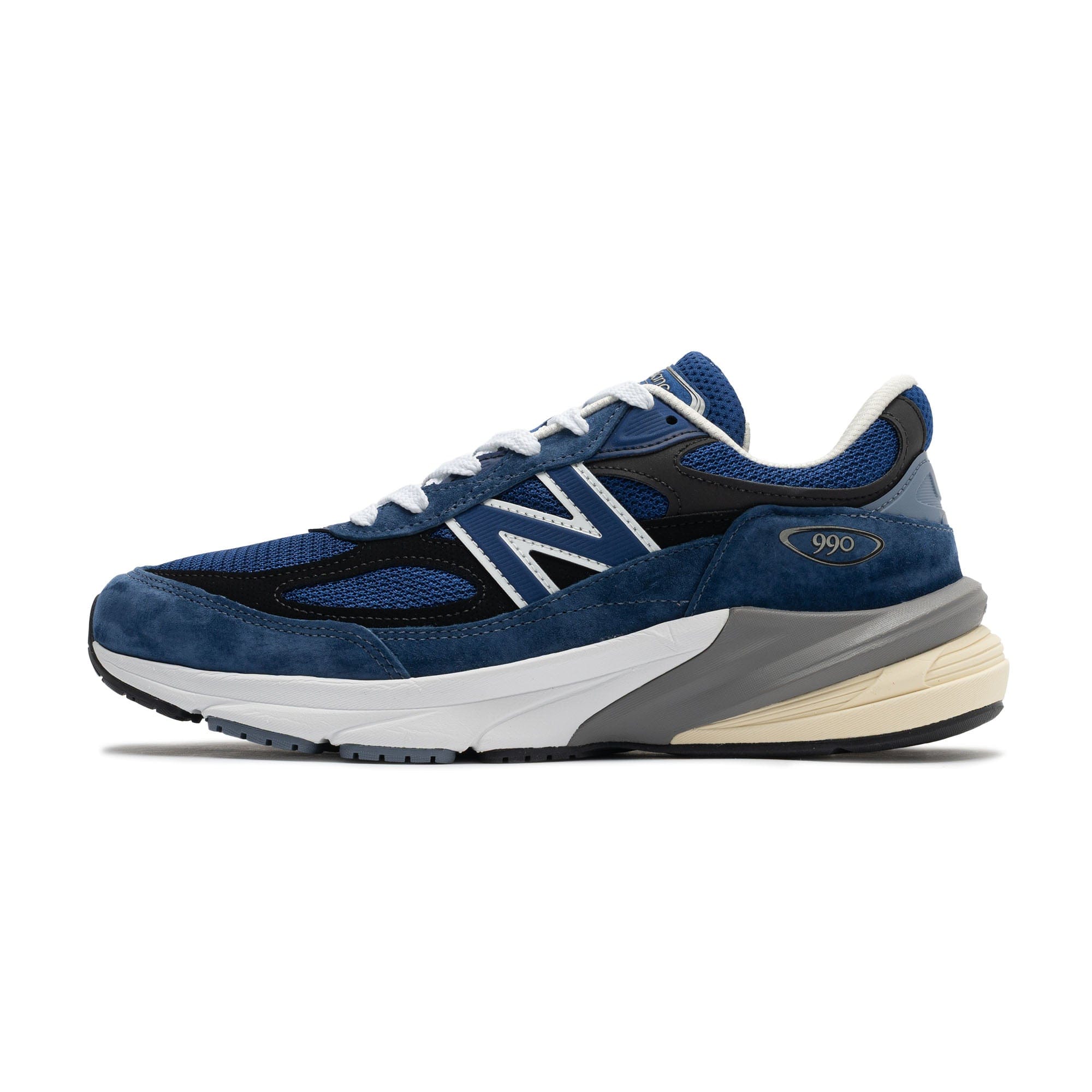 New Balance U990IA6