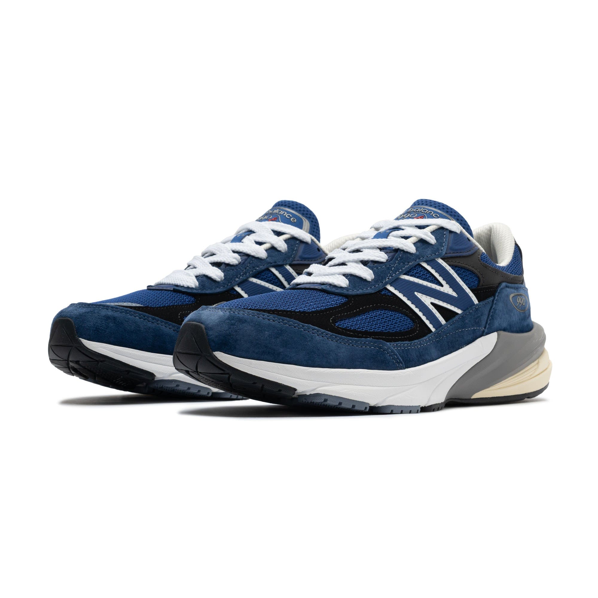 New Balance U990IA6