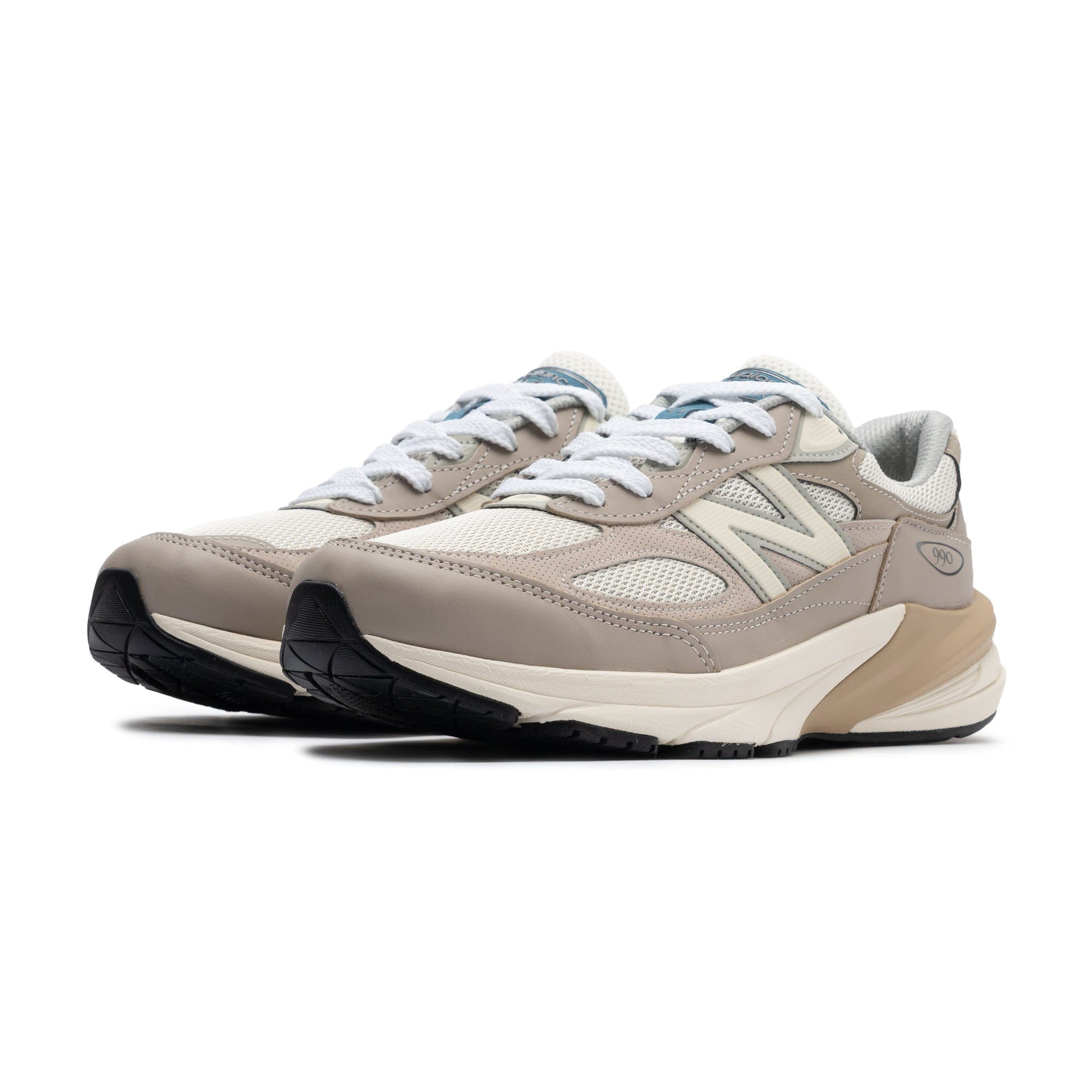 New Balance U990MM6